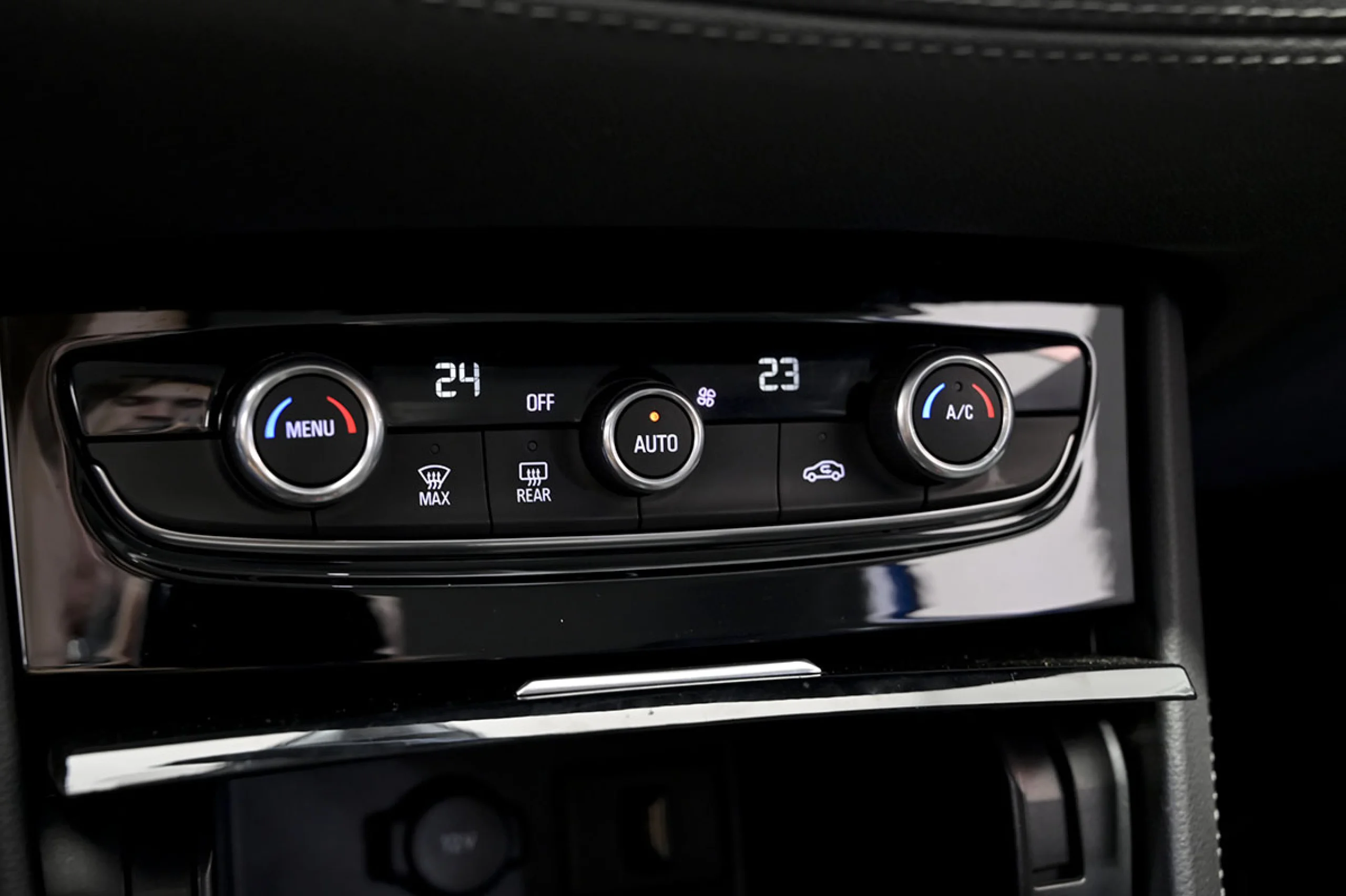 Opel GrandLand X 1.2 Turbo Design Line - Foto 24