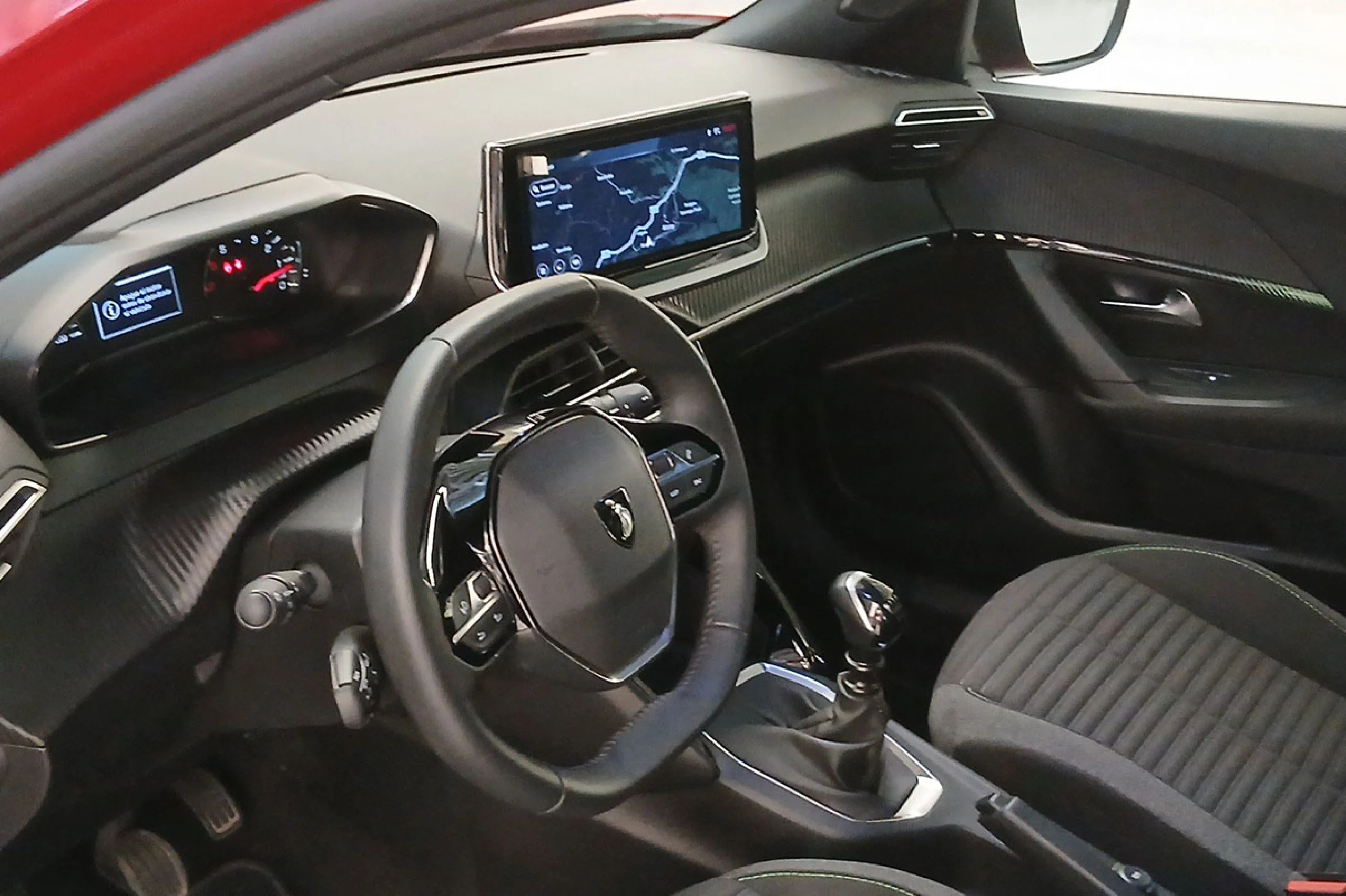 Peugeot 2008 Active Puretech 100 SS 6 Vel. MAN - Foto 6