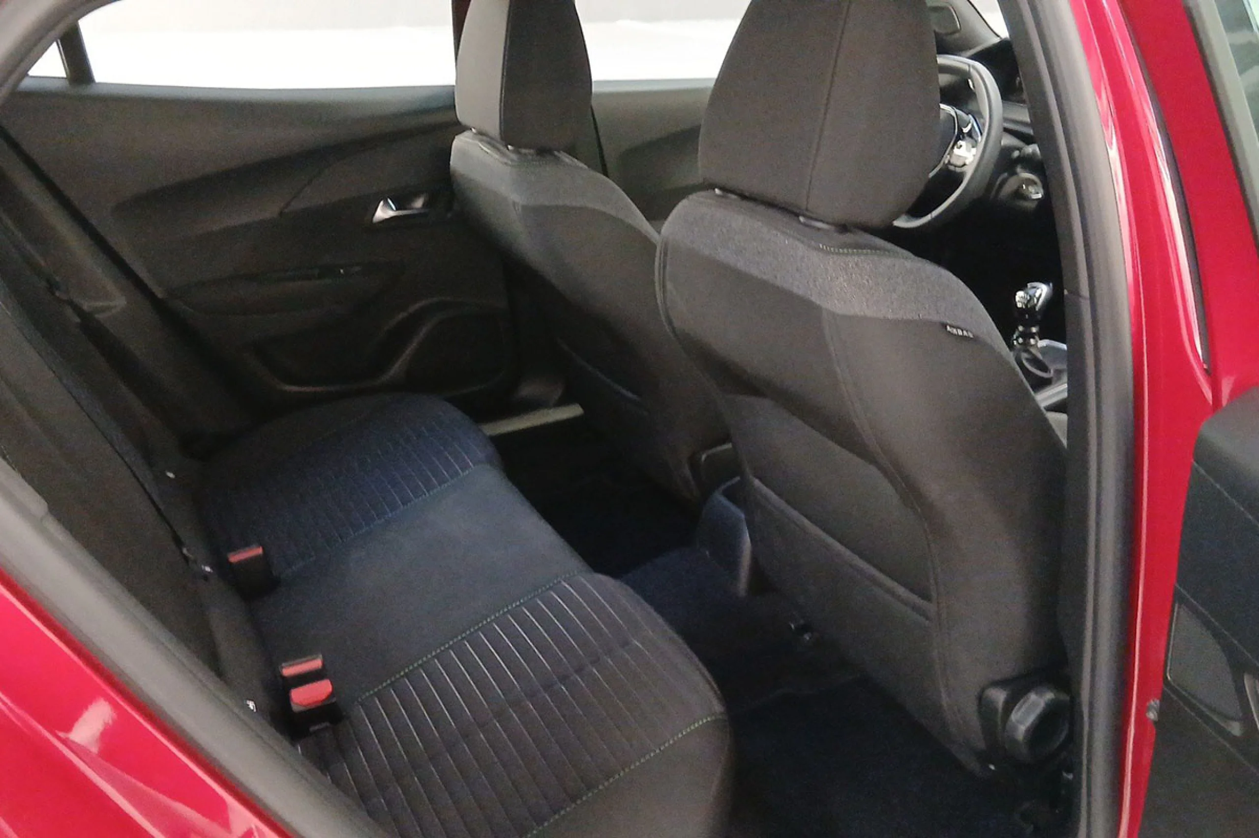 Peugeot 2008 Active Puretech 100 SS 6 Vel. MAN - Foto 14