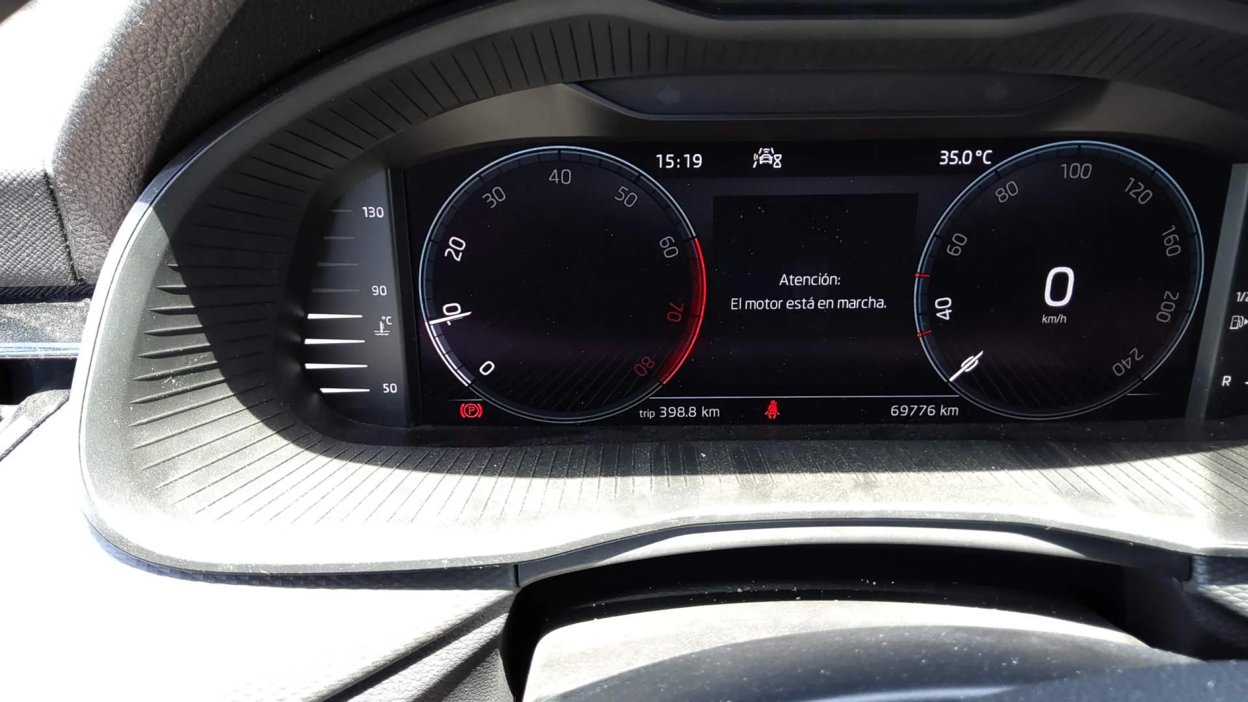 Skoda Scala 1.0 TSI 70 KW (95 CV) Emotion - Foto 6