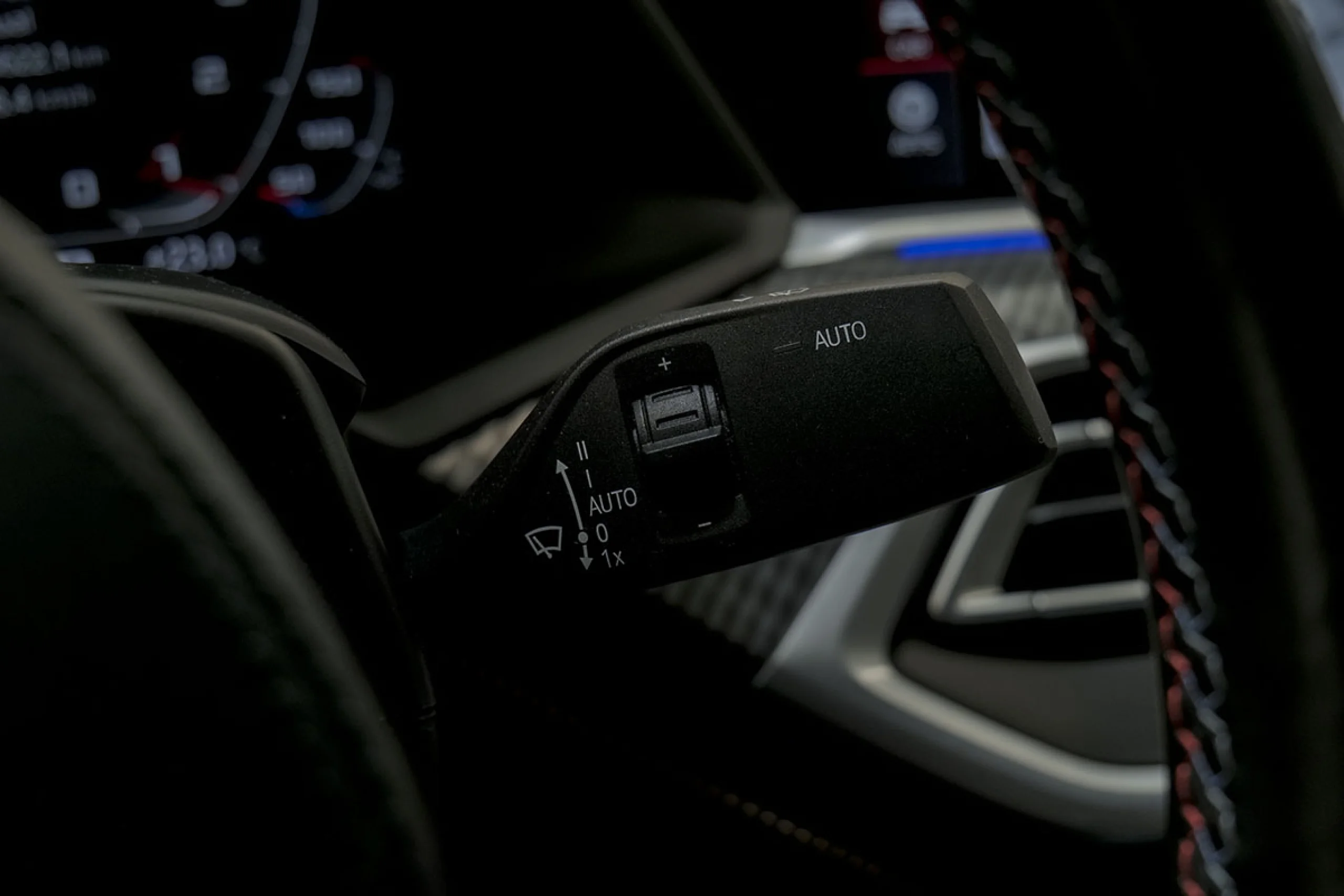 BMW X6 M Competition - Foto 32