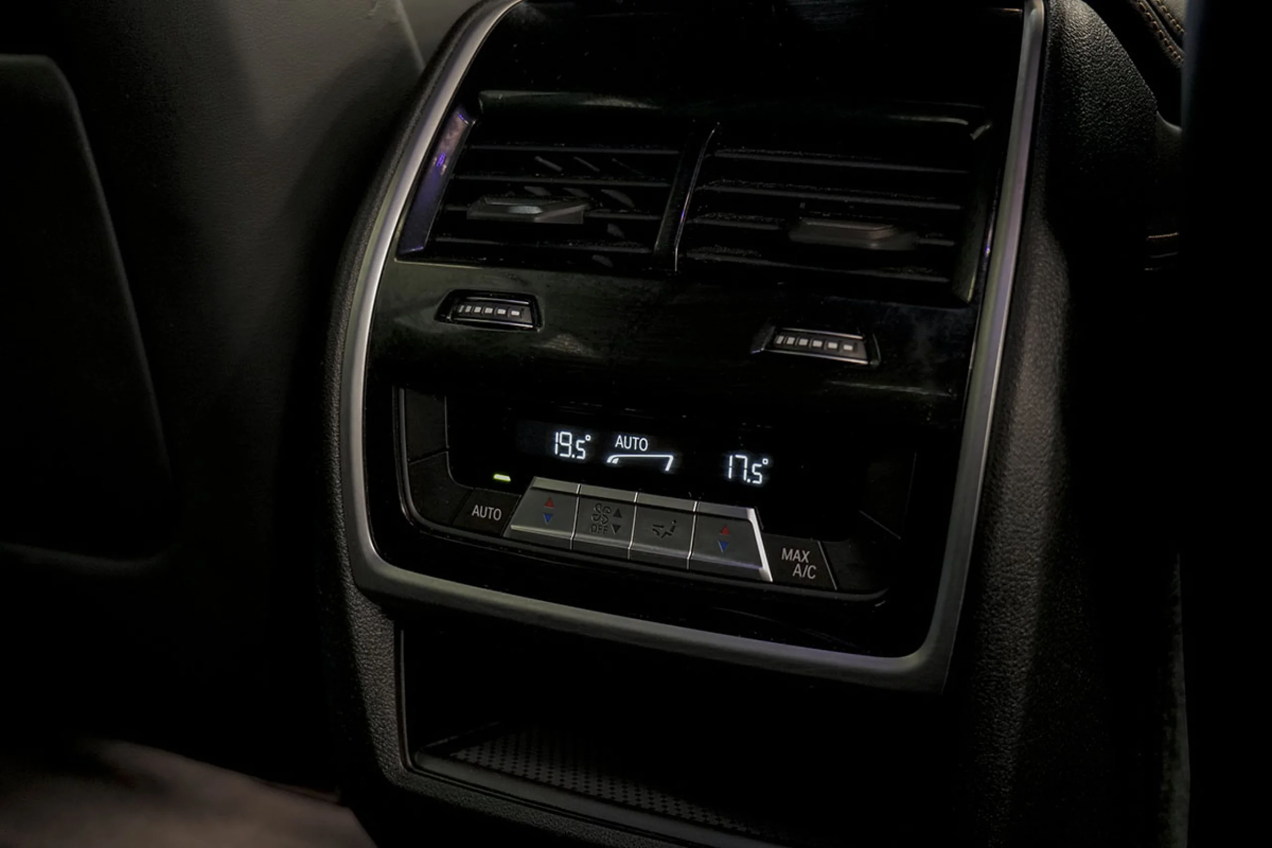 BMW X6 M Competition - Foto 41