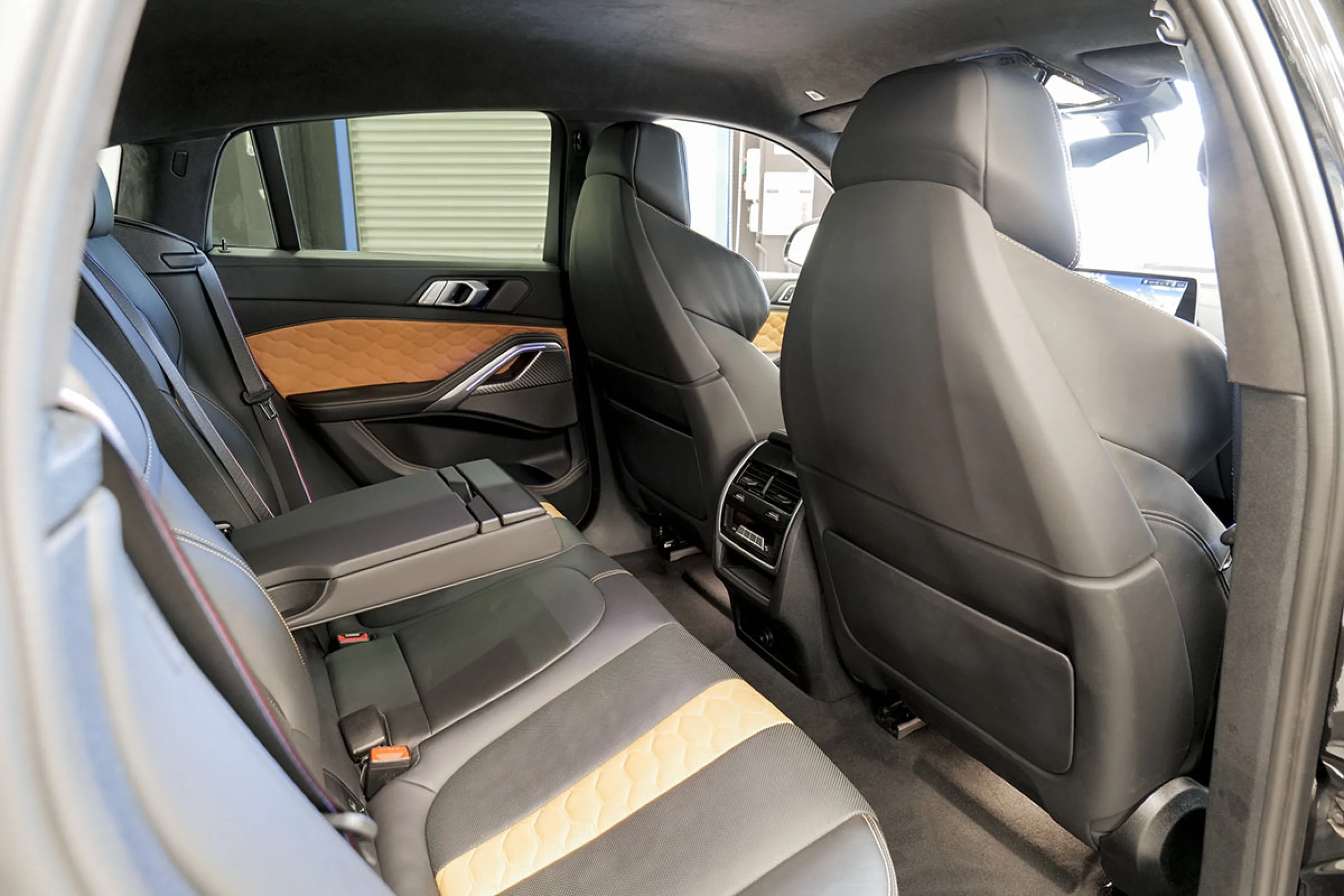 BMW X6 M Competition - Foto 12