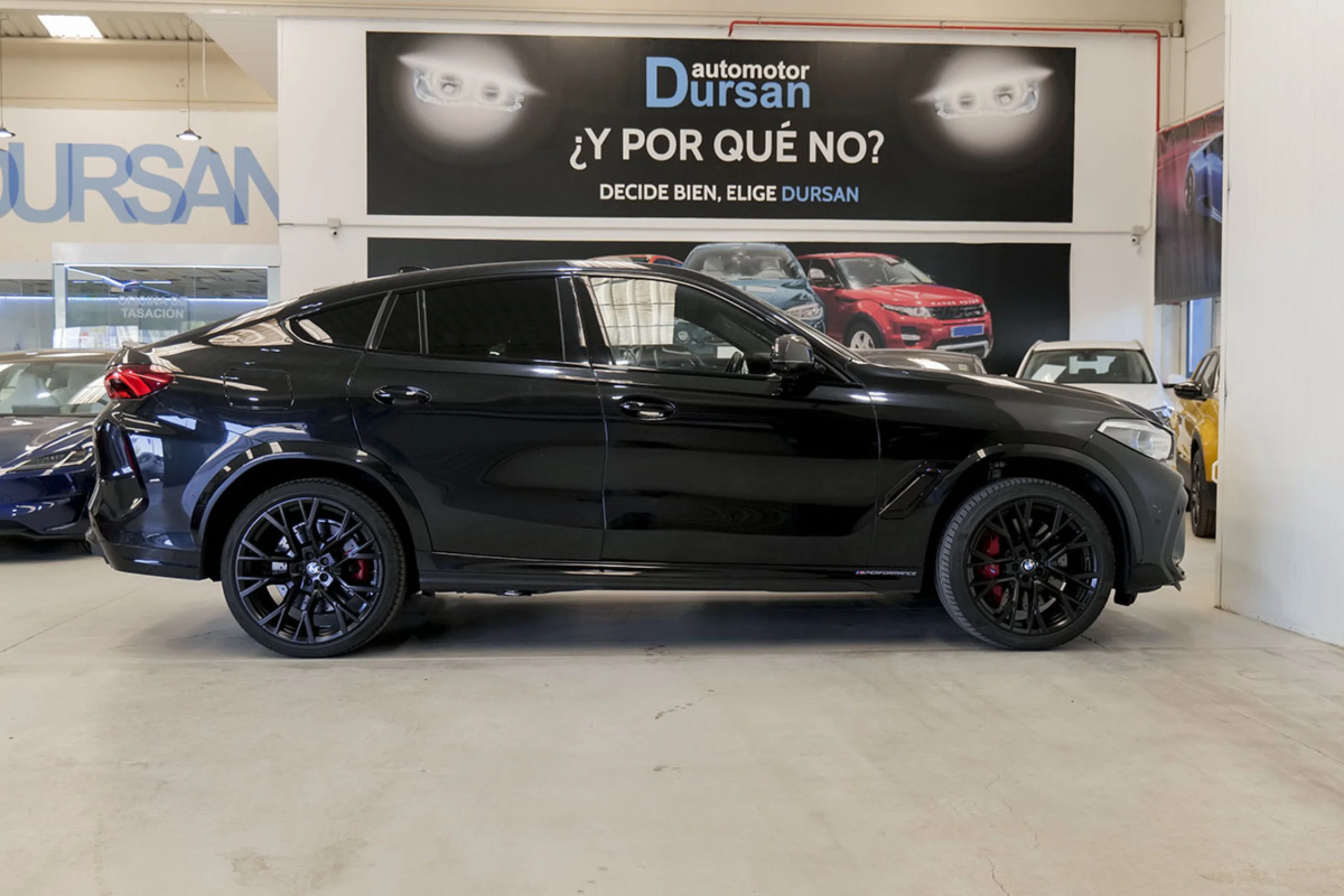 BMW X6 M Competition - Foto 17