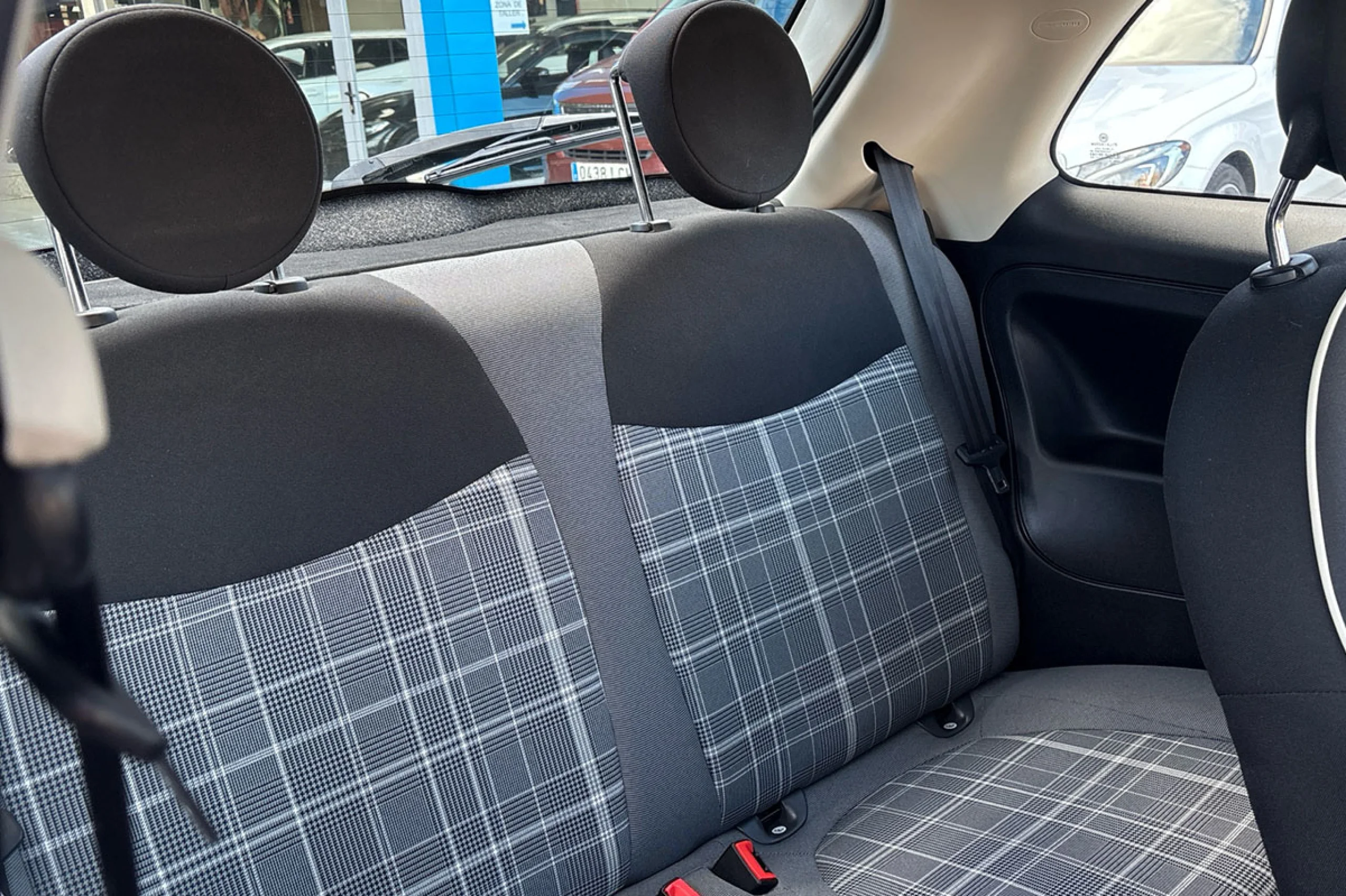 Fiat 500 Lounge 1.2 8v 51KW 69 CV GLP - Foto 12