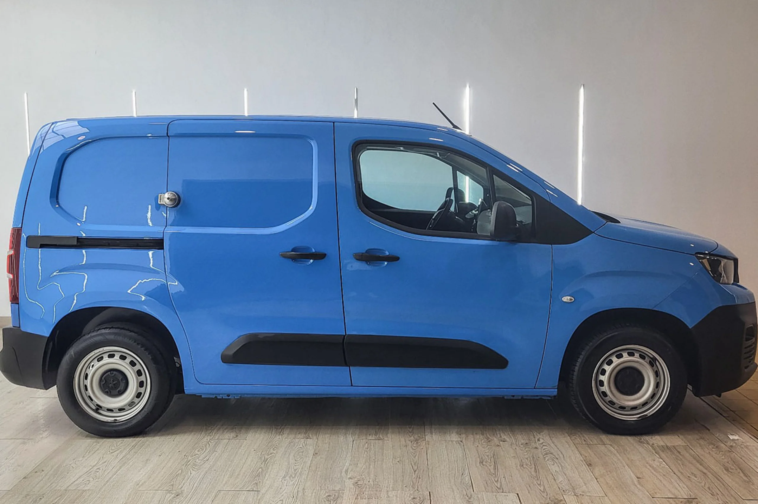 Peugeot Partner Pro Standard 600kg BlueHDi 55kW - Foto 11