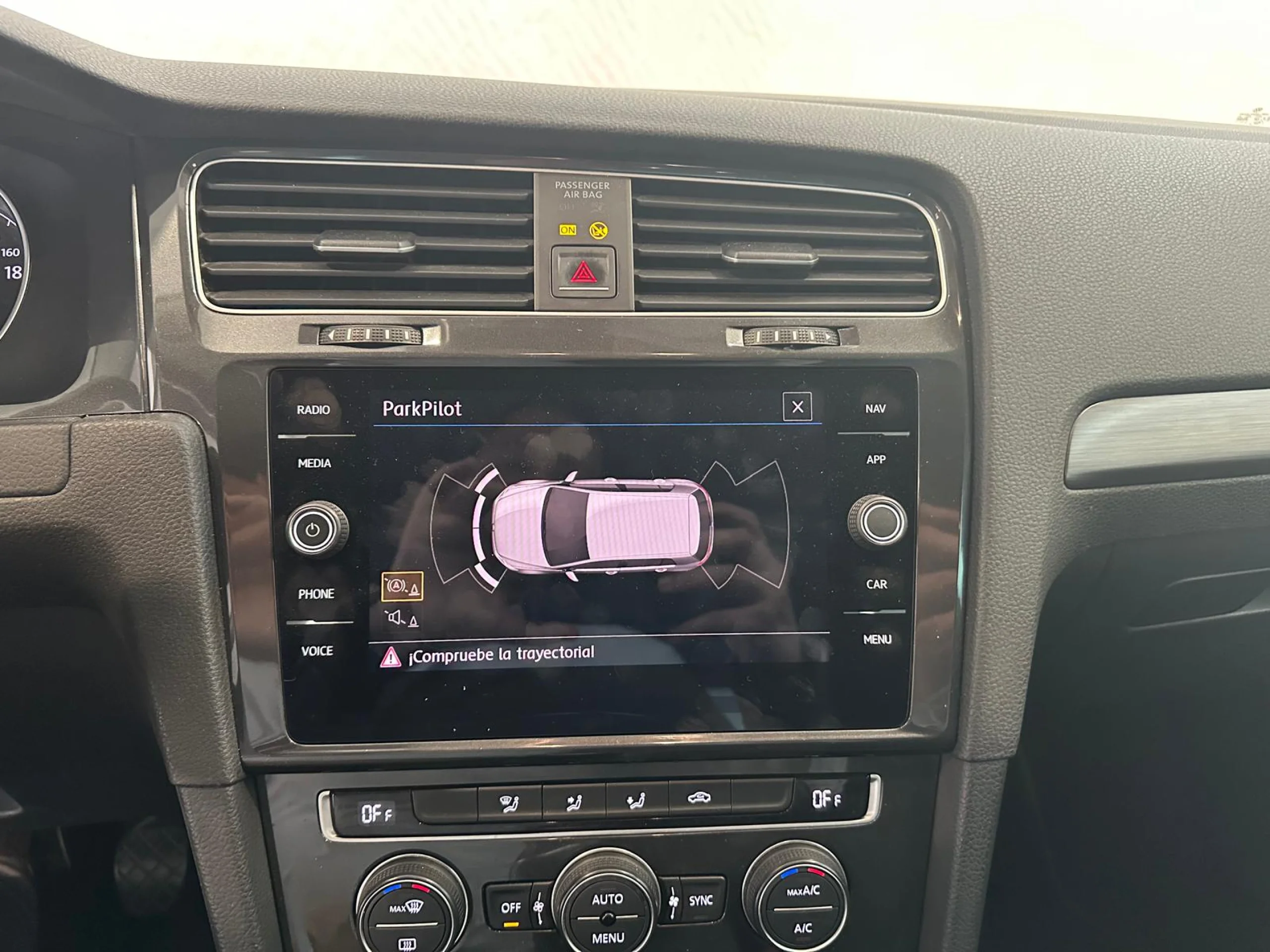 Volkswagen Golf Advance 2.0 TDI 110kW 150CV - Foto 10