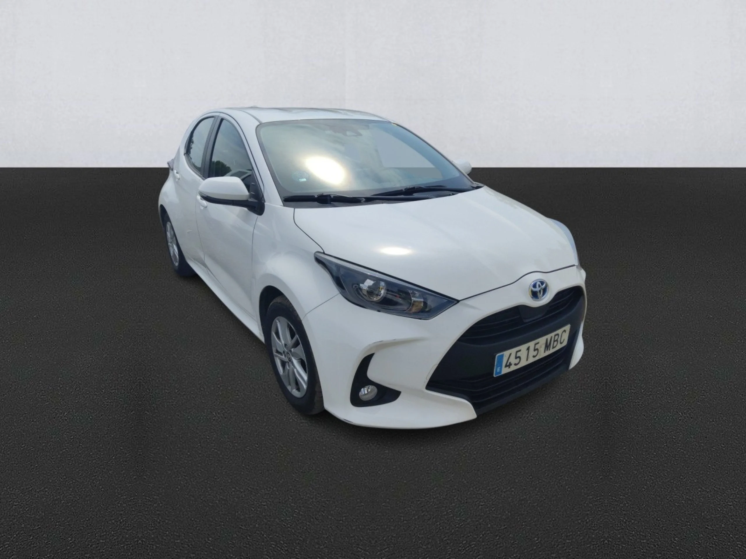 Toyota Yaris 1.5 120H Business Plus - Foto 3