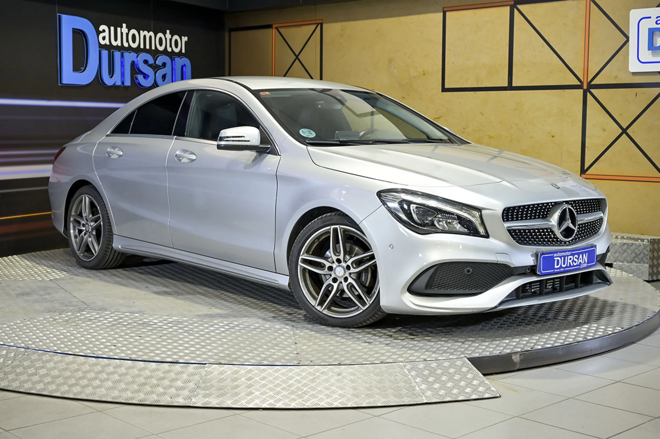 Mercedes-Benz CLA 200 Clase CLA CLA 200 d - Foto 3