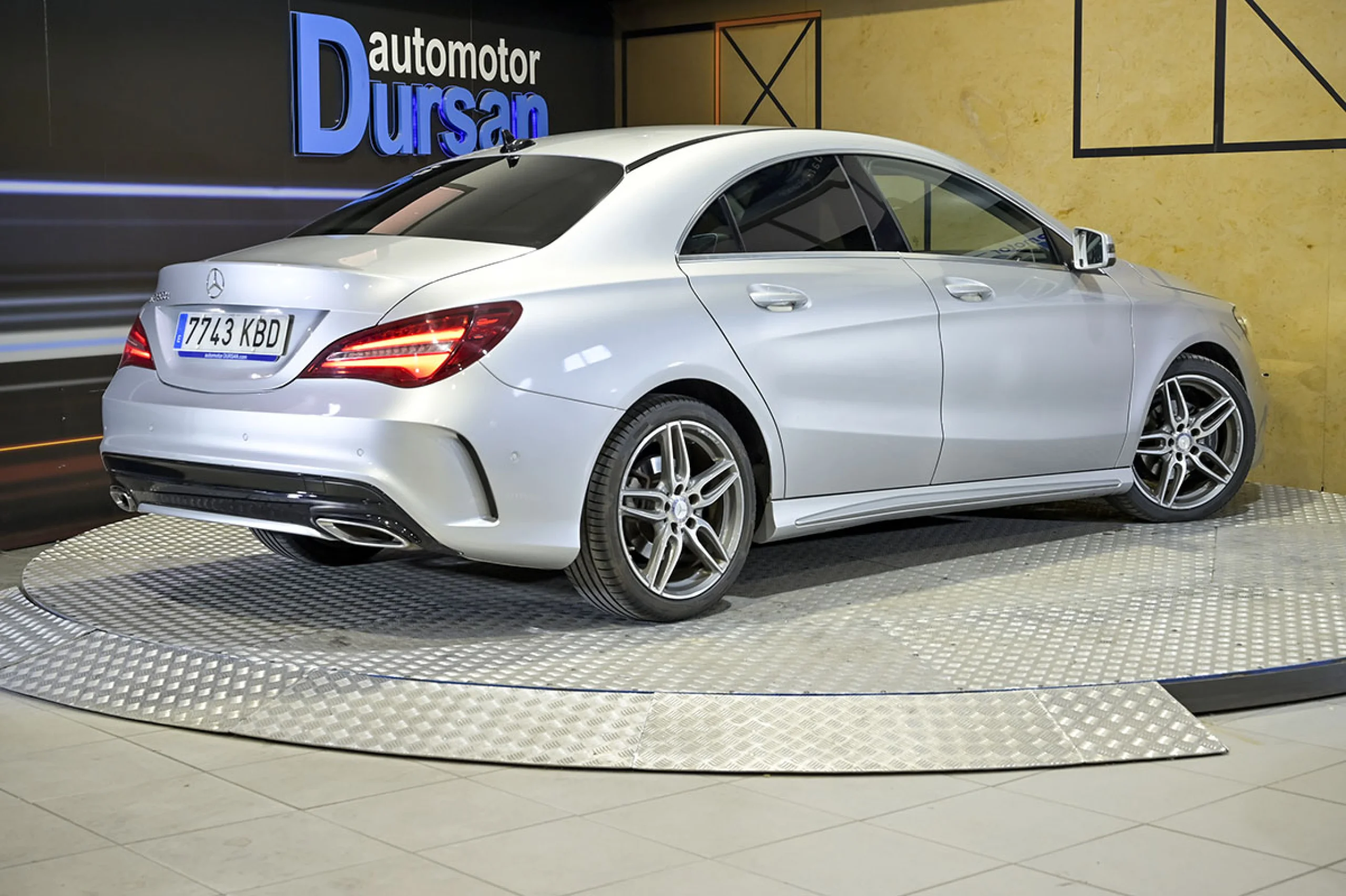 Mercedes-Benz CLA 200 Clase CLA CLA 200 d - Foto 5