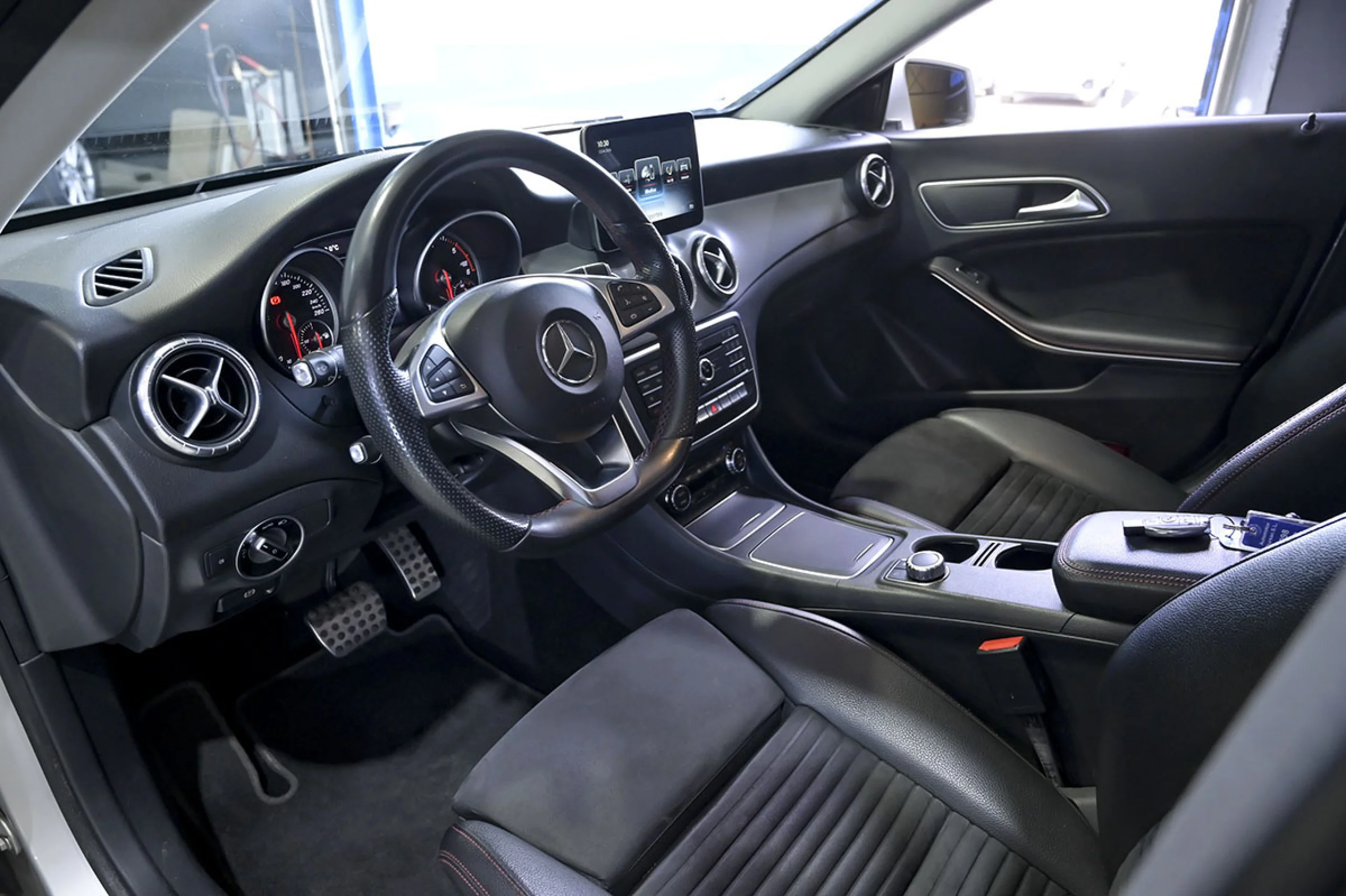 Mercedes-Benz CLA 200 Clase CLA CLA 200 d - Foto 6