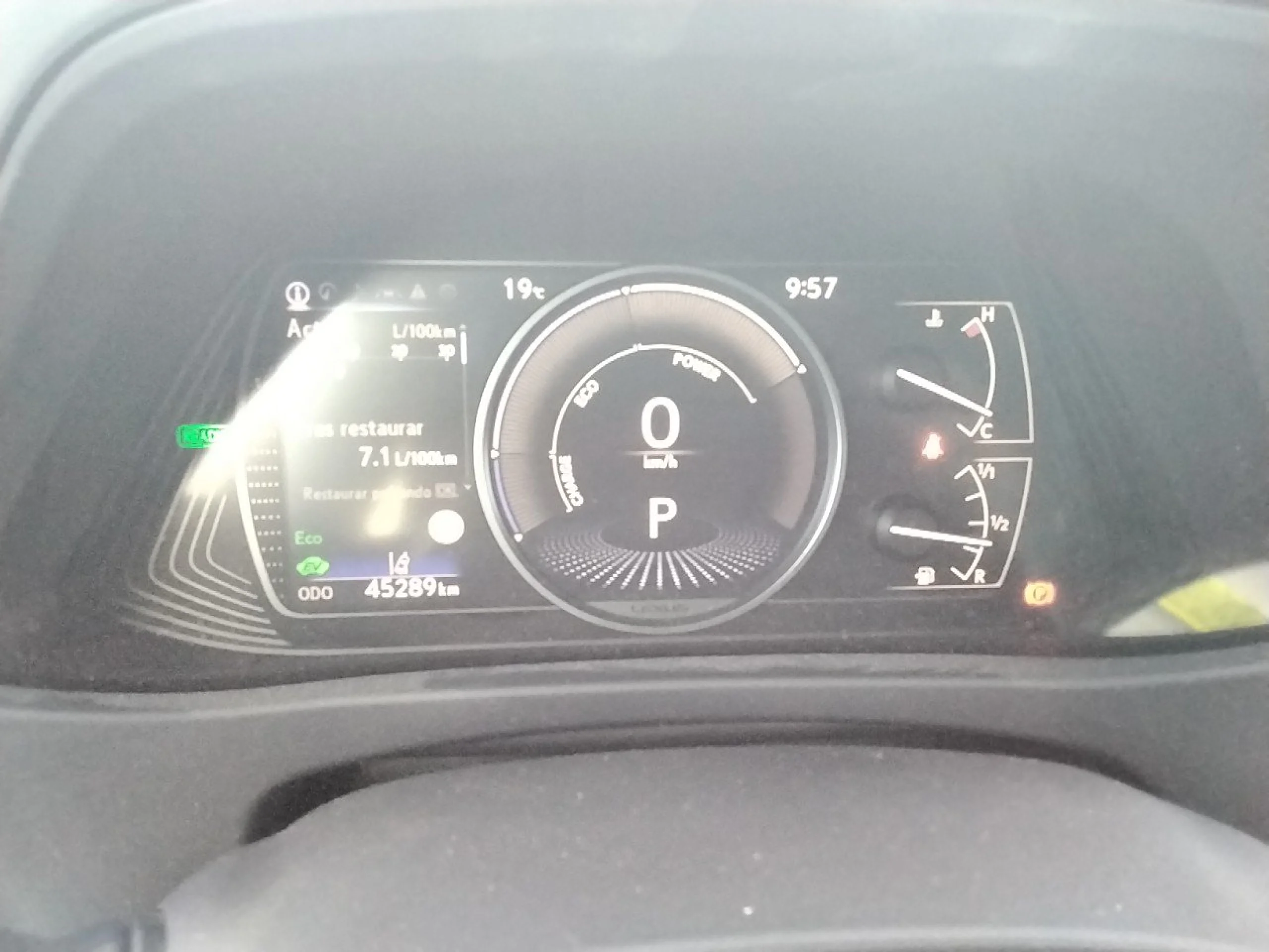 Lexus UX 250h UX 2.0 250h Business - Foto 8