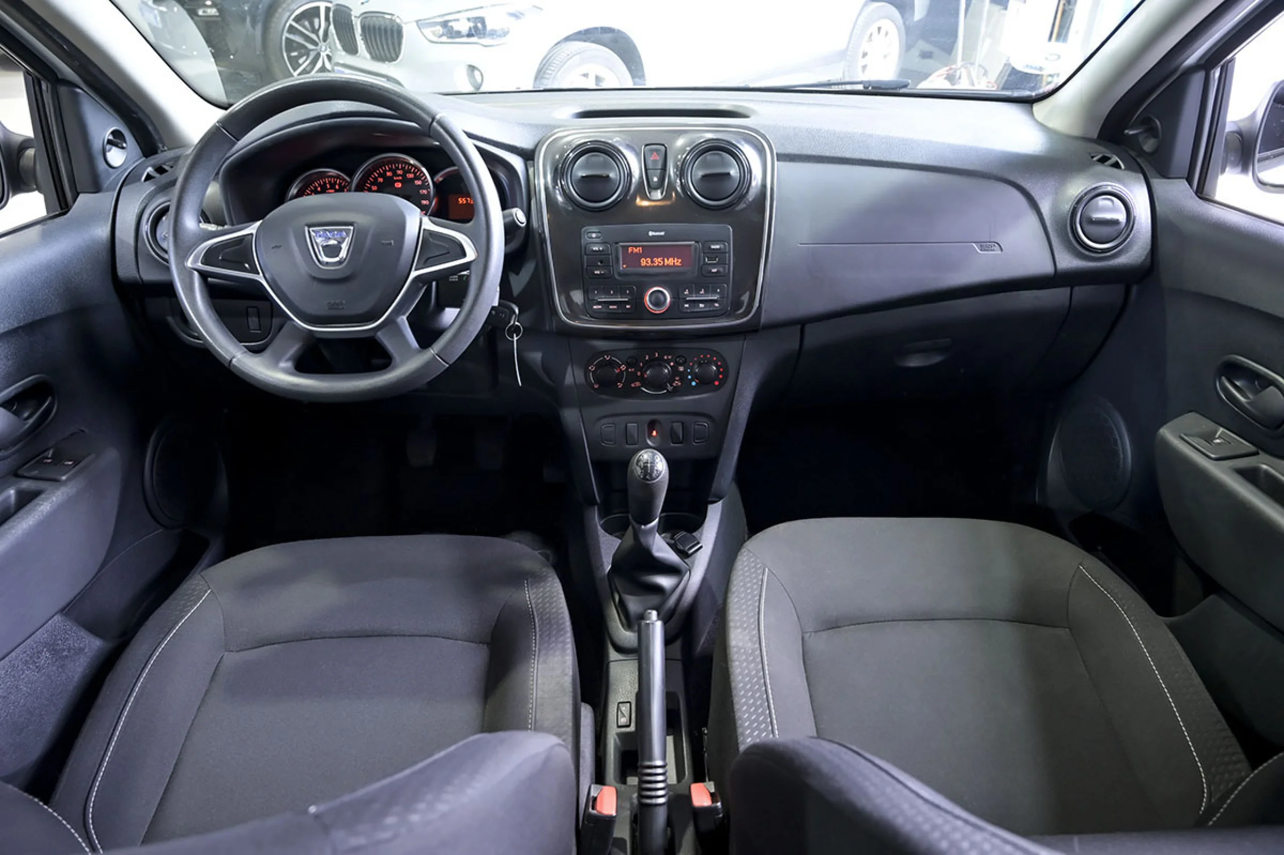 Dacia Logan Essential 1.0 55kW 75CV - Foto 8