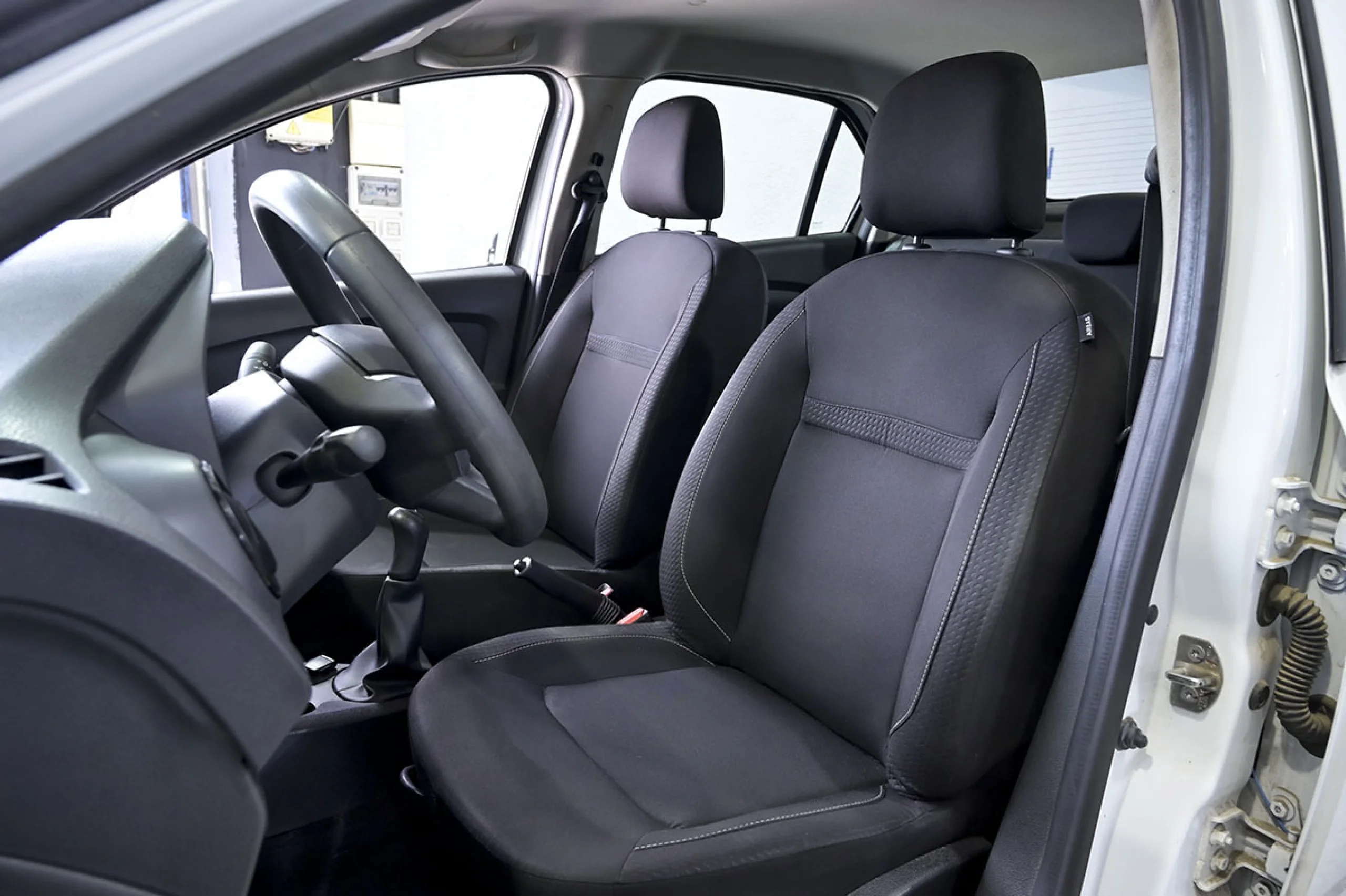 Dacia Logan Essential 1.0 55kW 75CV - Foto 22