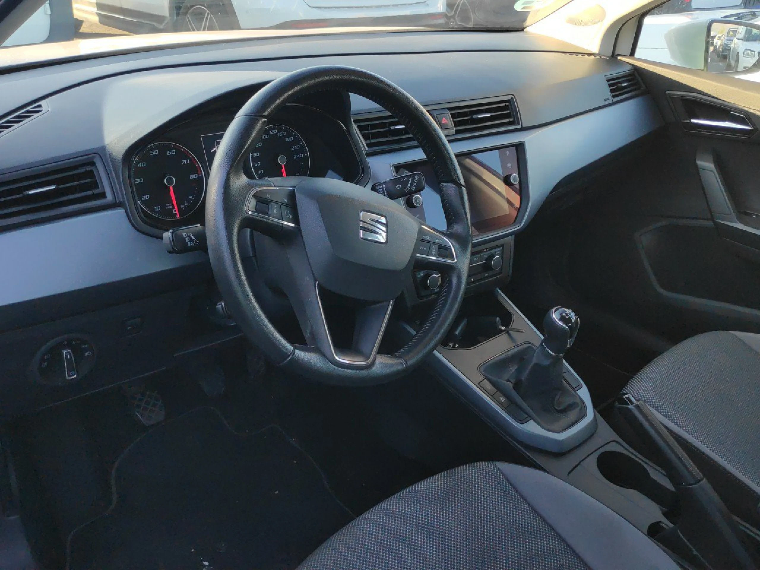 Seat Arona 1.0 TSI 81kW (110CV) Style Go2 - Foto 7