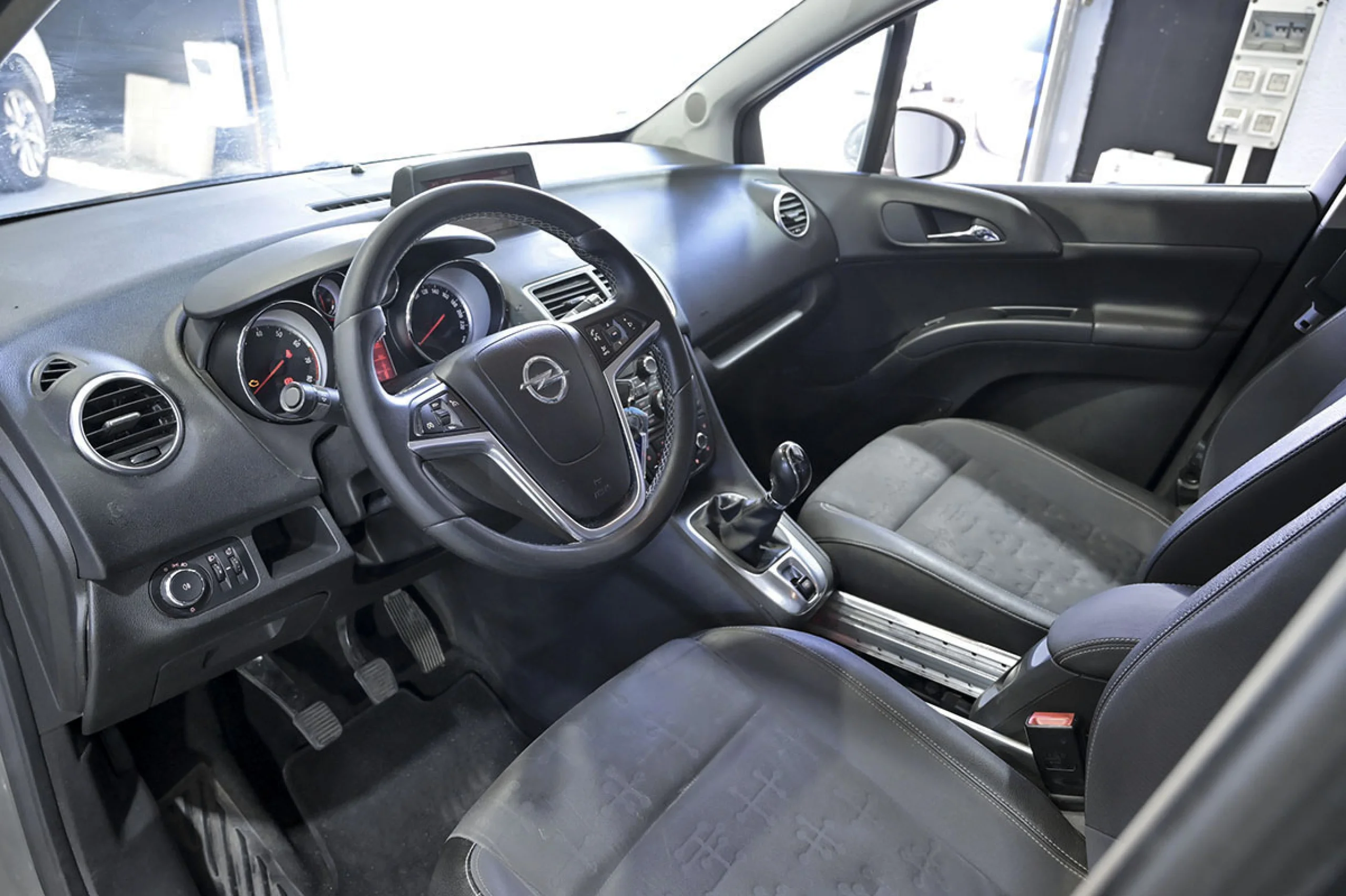 Opel Meriva 1.4 XER Selective - Foto 6