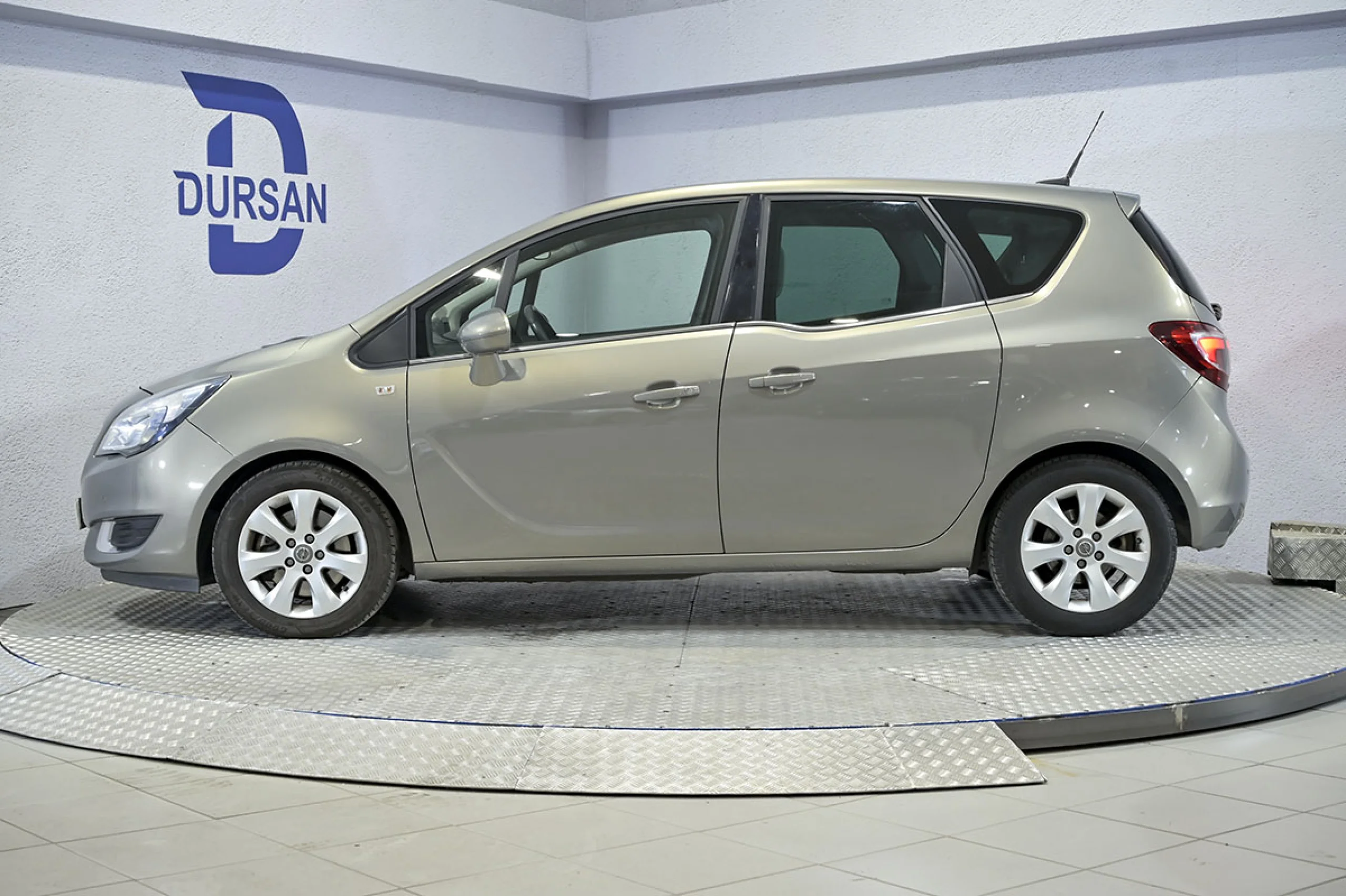Opel Meriva 1.4 XER Selective - Foto 20