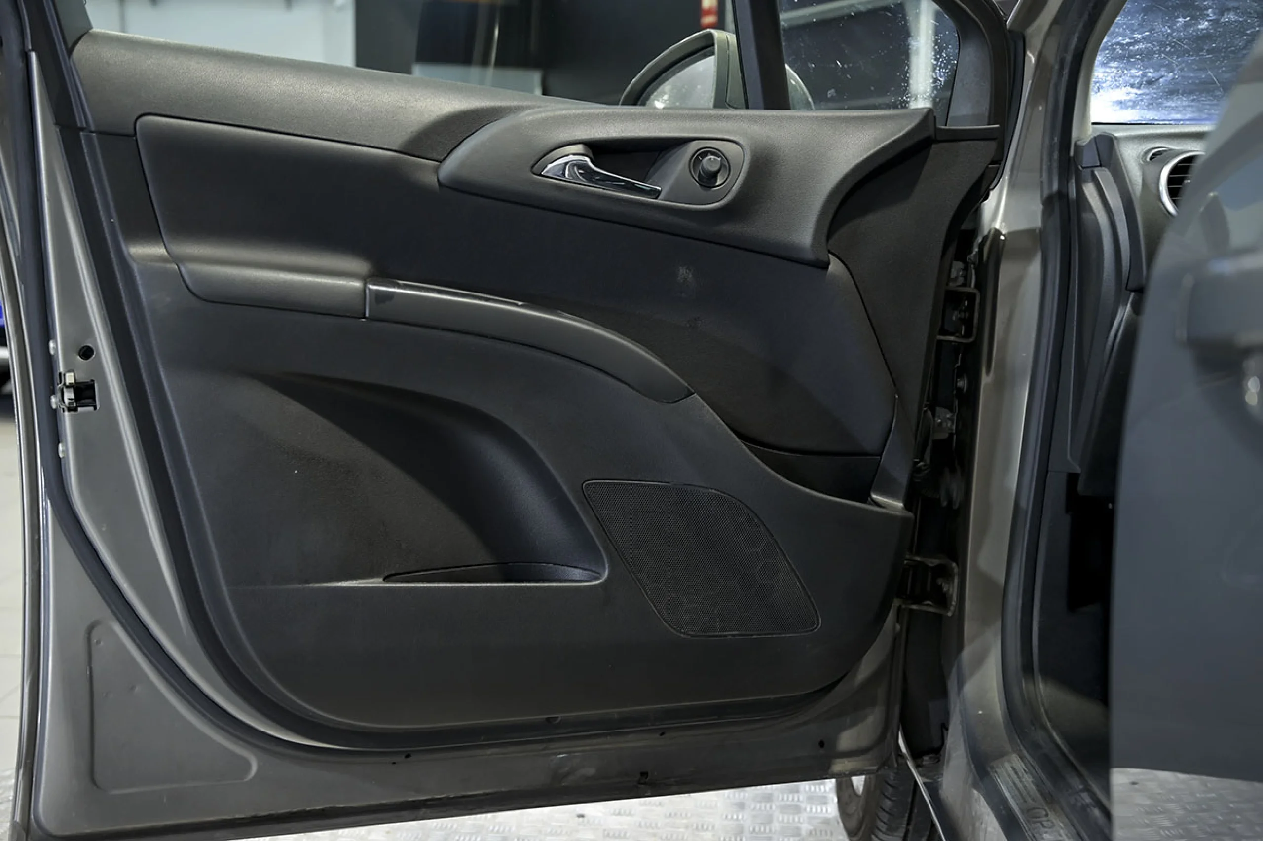 Opel Meriva 1.4 XER Selective - Foto 22