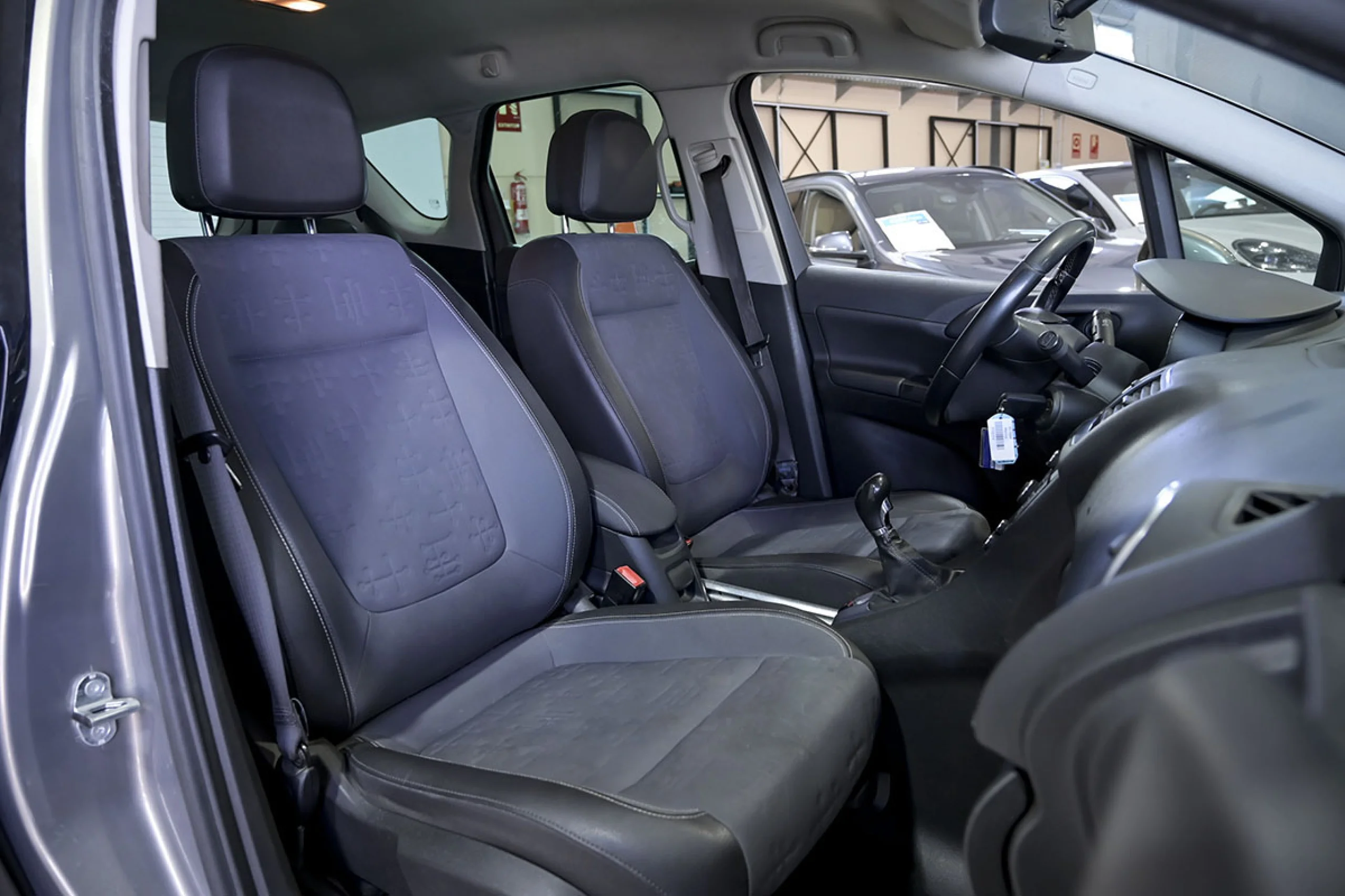 Opel Meriva 1.4 XER Selective - Foto 29