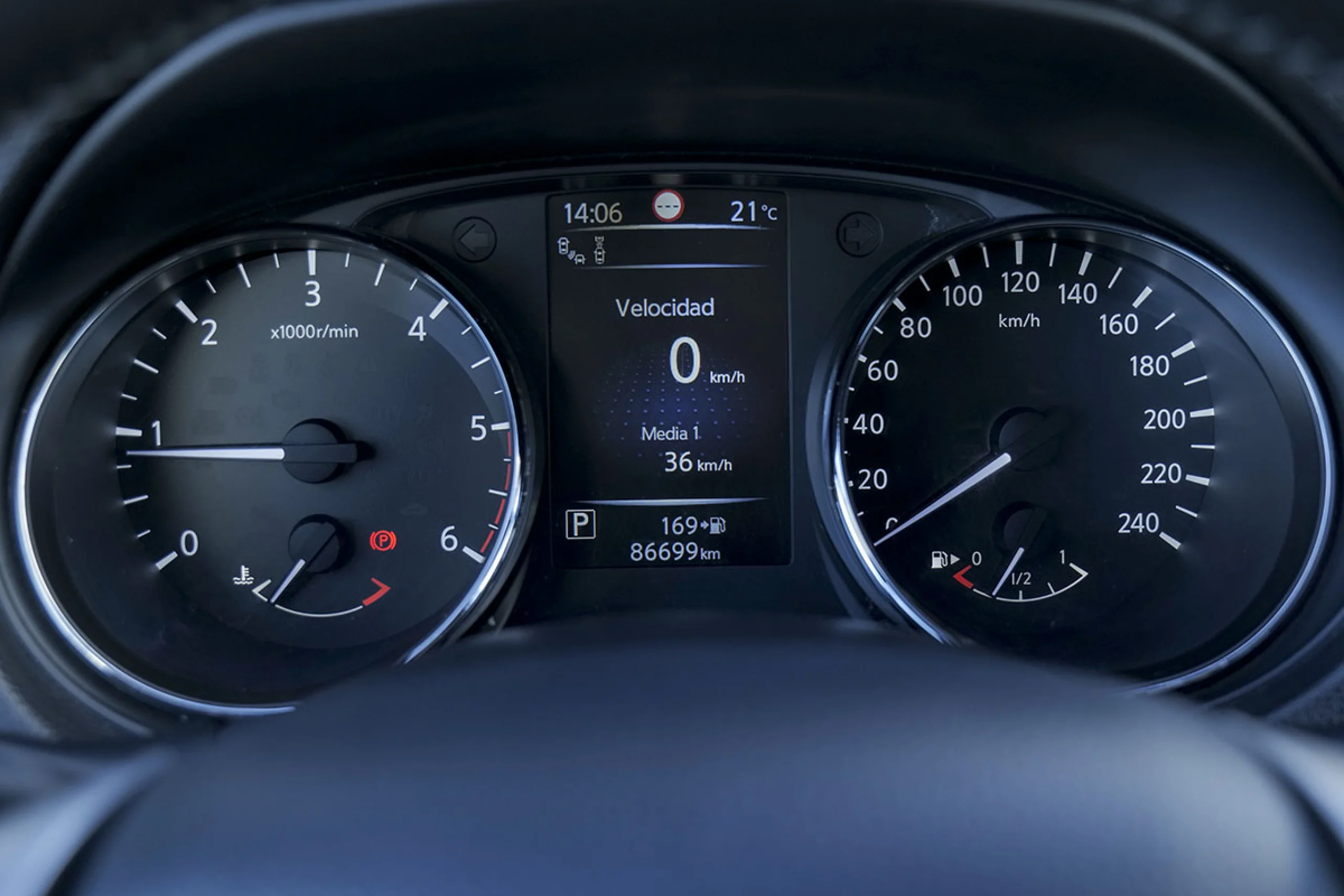 Nissan Qashqai 1.6dCi TEKNA 4x2 XTRONIC Alcantara - Foto 7