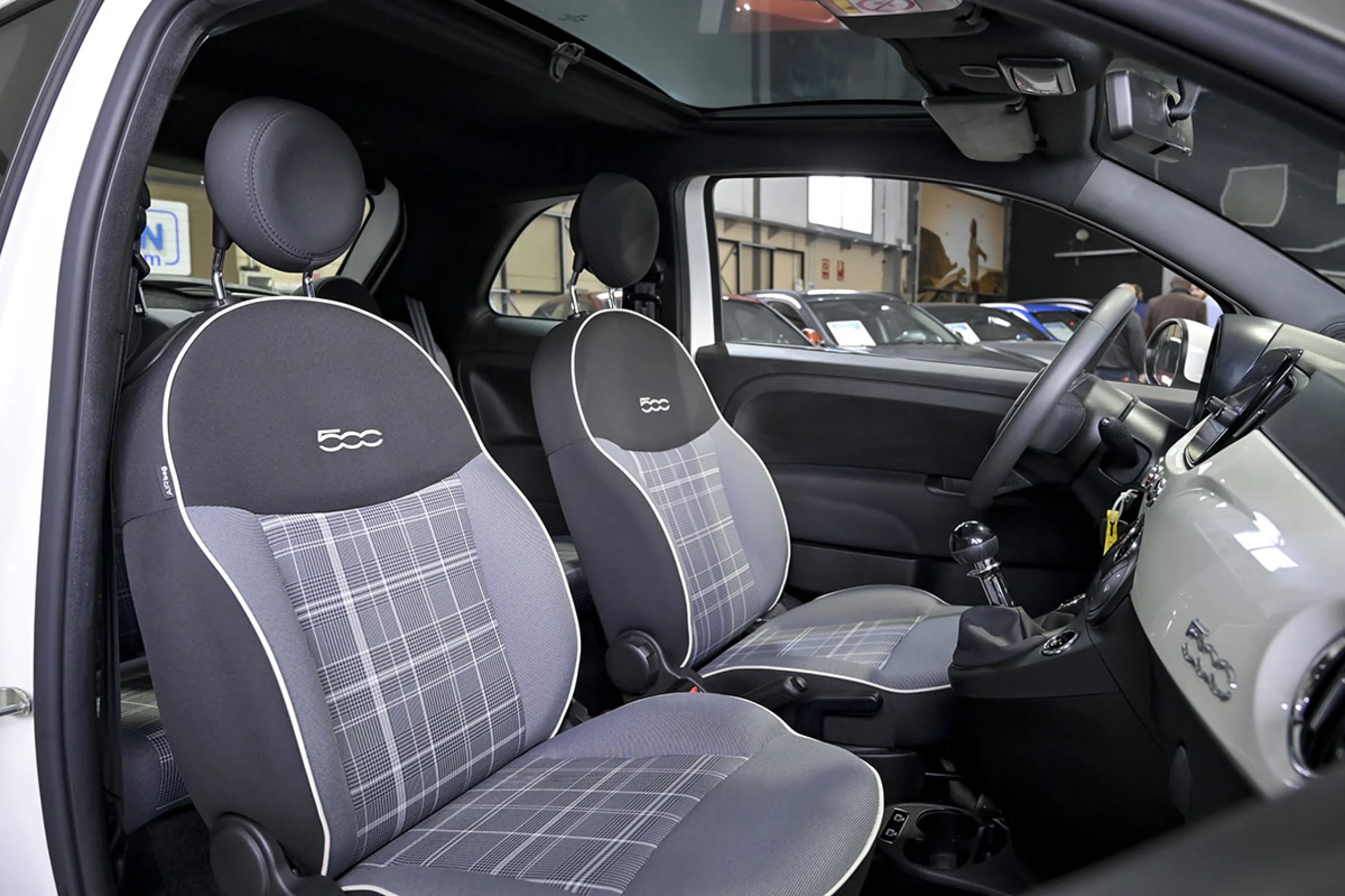 Fiat 500 Lounge 1.0 6v GSE 52KW 70 CV - Foto 25