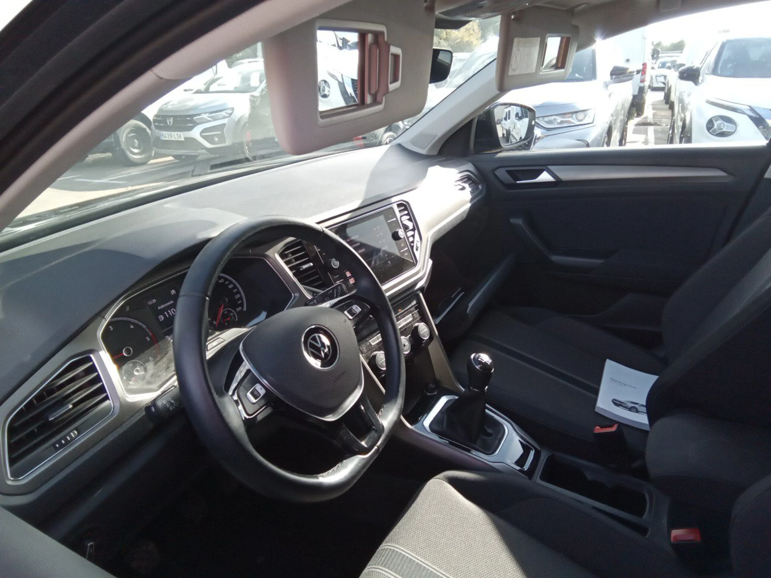 Volkswagen T-Roc Advance 2.0 TDI 110kW (150CV) - Foto 7