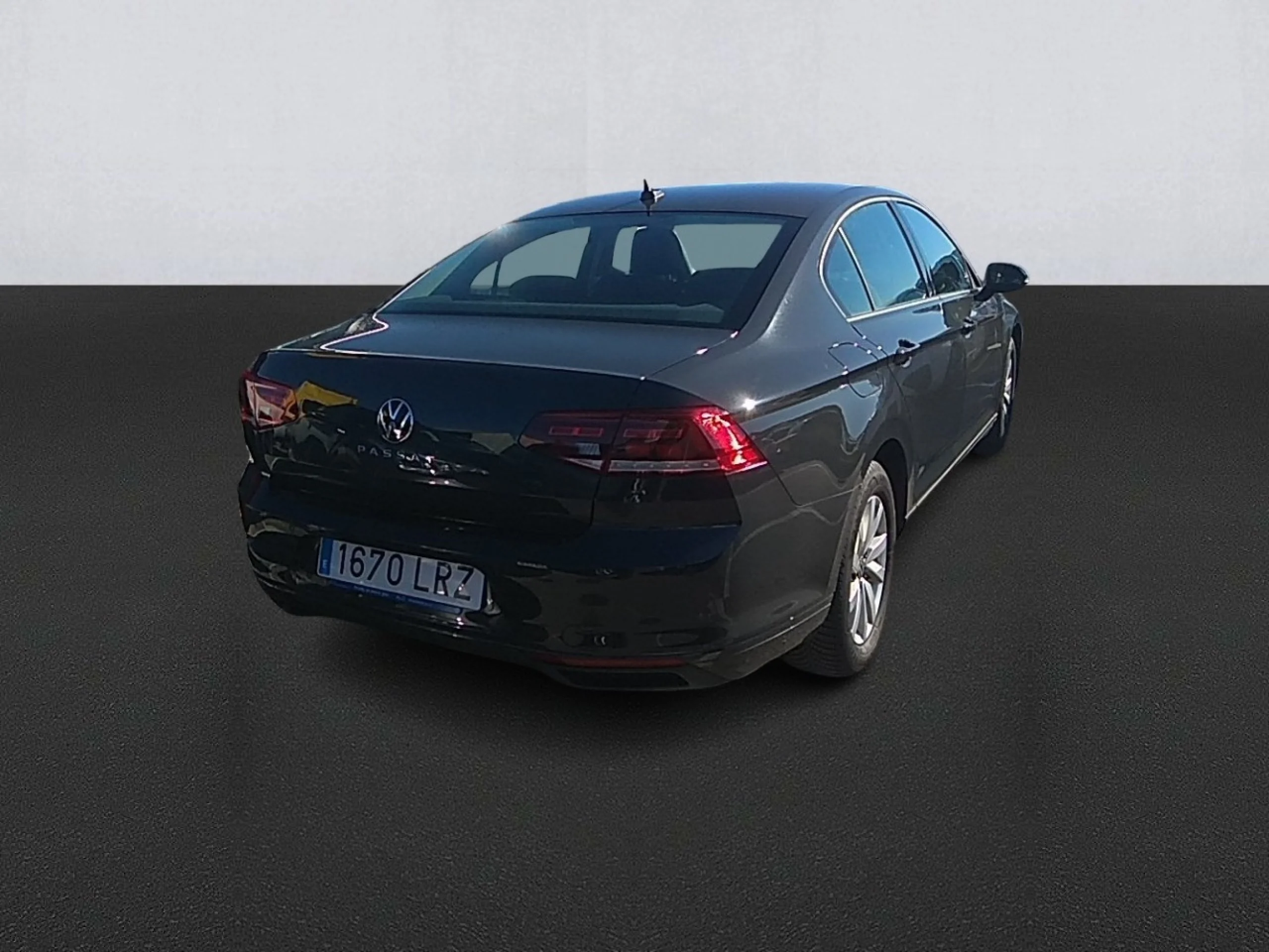 Volkswagen Passat Business 2.0 TDI 90kW (122CV) DSG - Foto 4