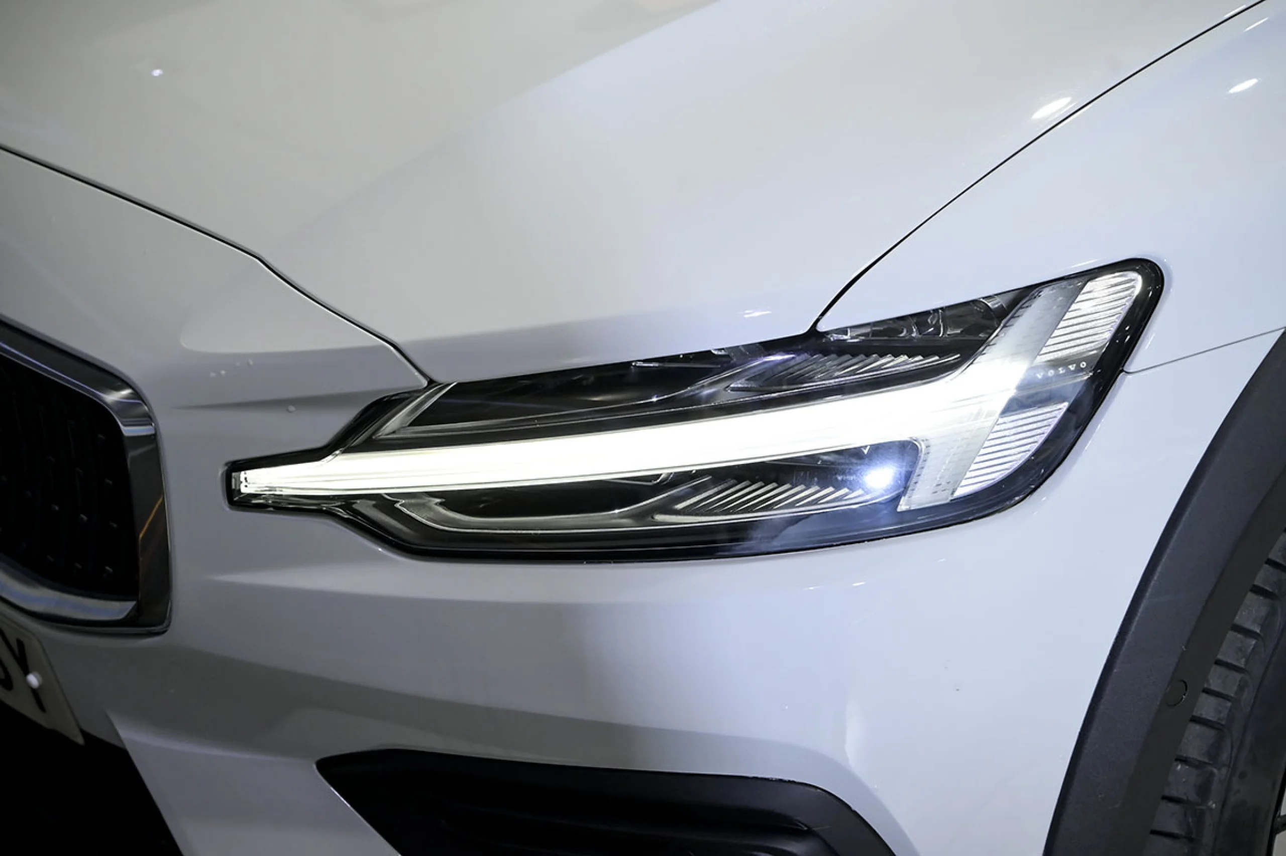 Volvo V60 Cross Country 2.0 B4 D AWD Cross Country Pro AUTO - Foto 20