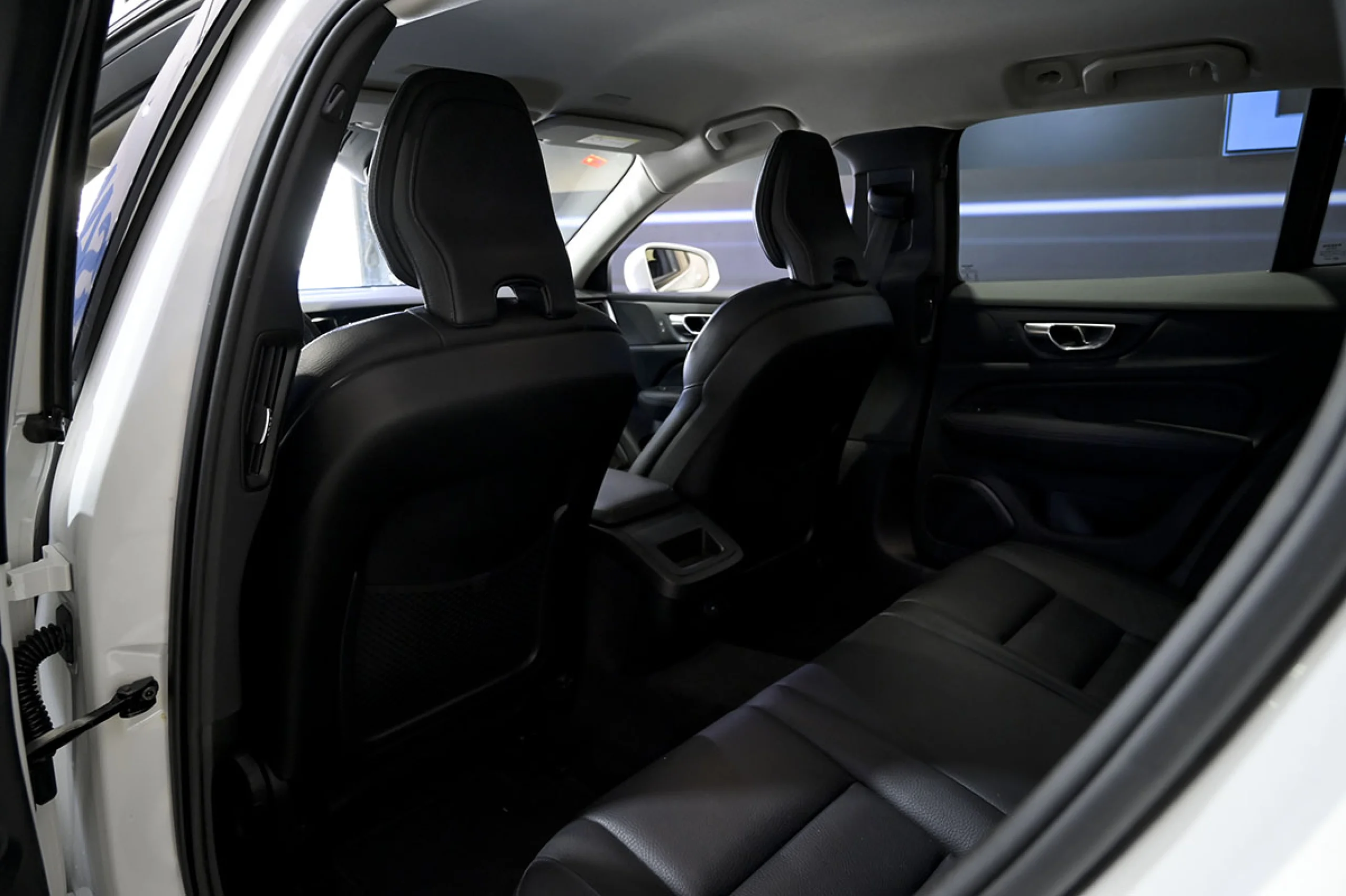 Volvo V60 Cross Country 2.0 B4 D AWD Cross Country Pro AUTO - Foto 15