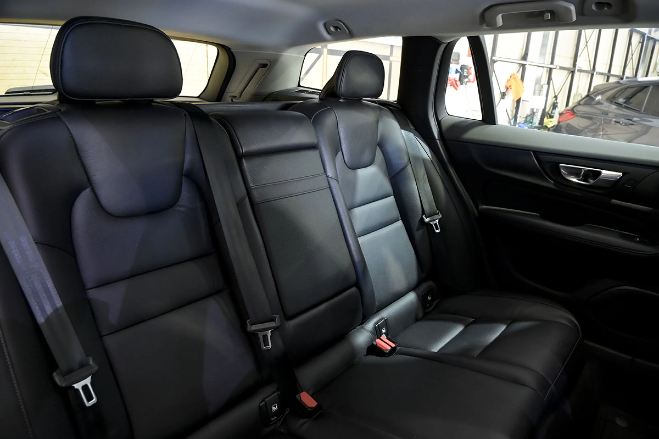 Volvo V60 Cross Country 2.0 B4 D AWD Cross Country Pro AUTO - Foto 17