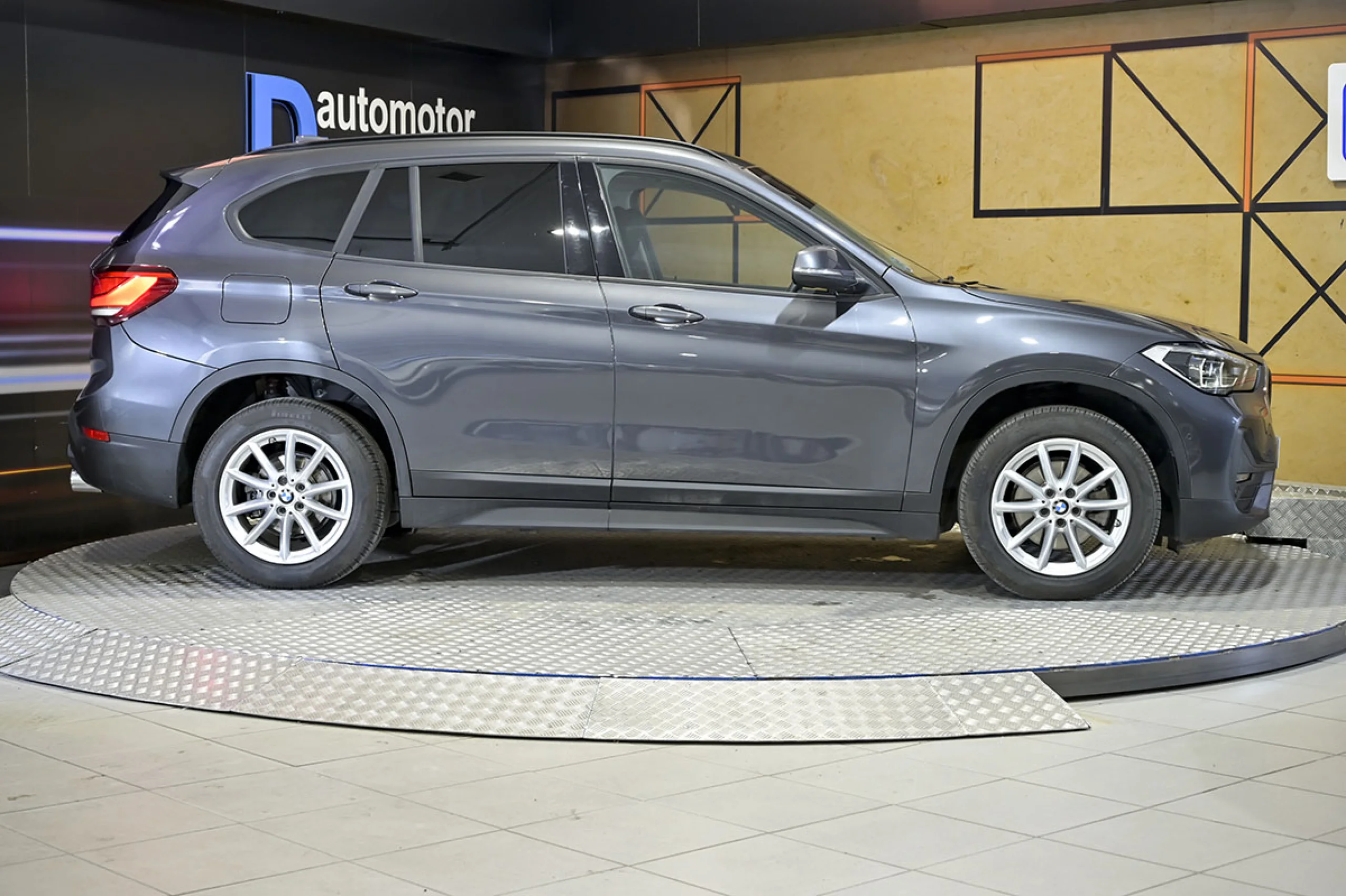 BMW X1 sDrive18d - Foto 20