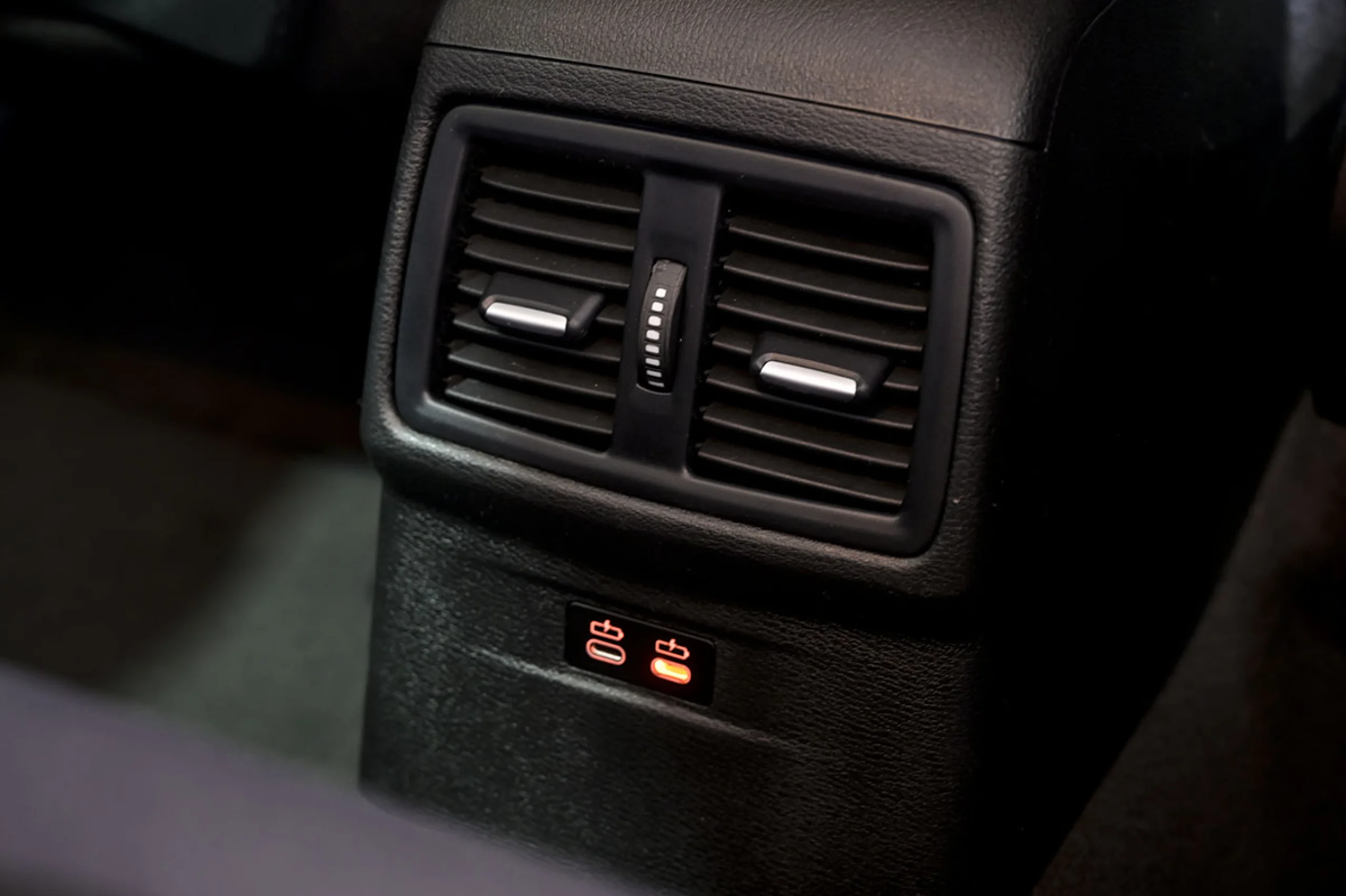 BMW X1 sDrive18d - Foto 35