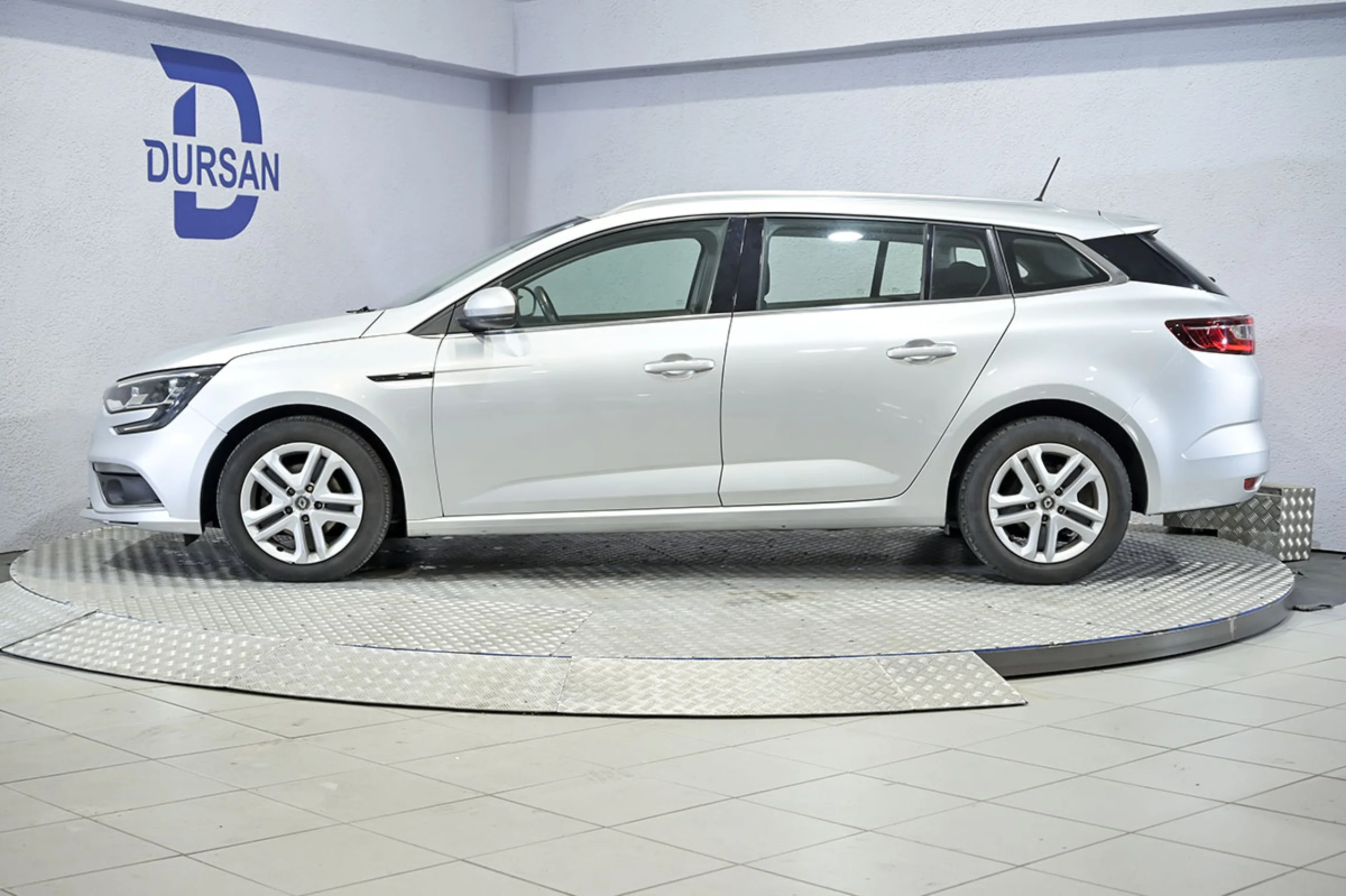 Renault Megane Mégane Sp. Tourer Business En. dCi 81kW 110CV - Foto 18