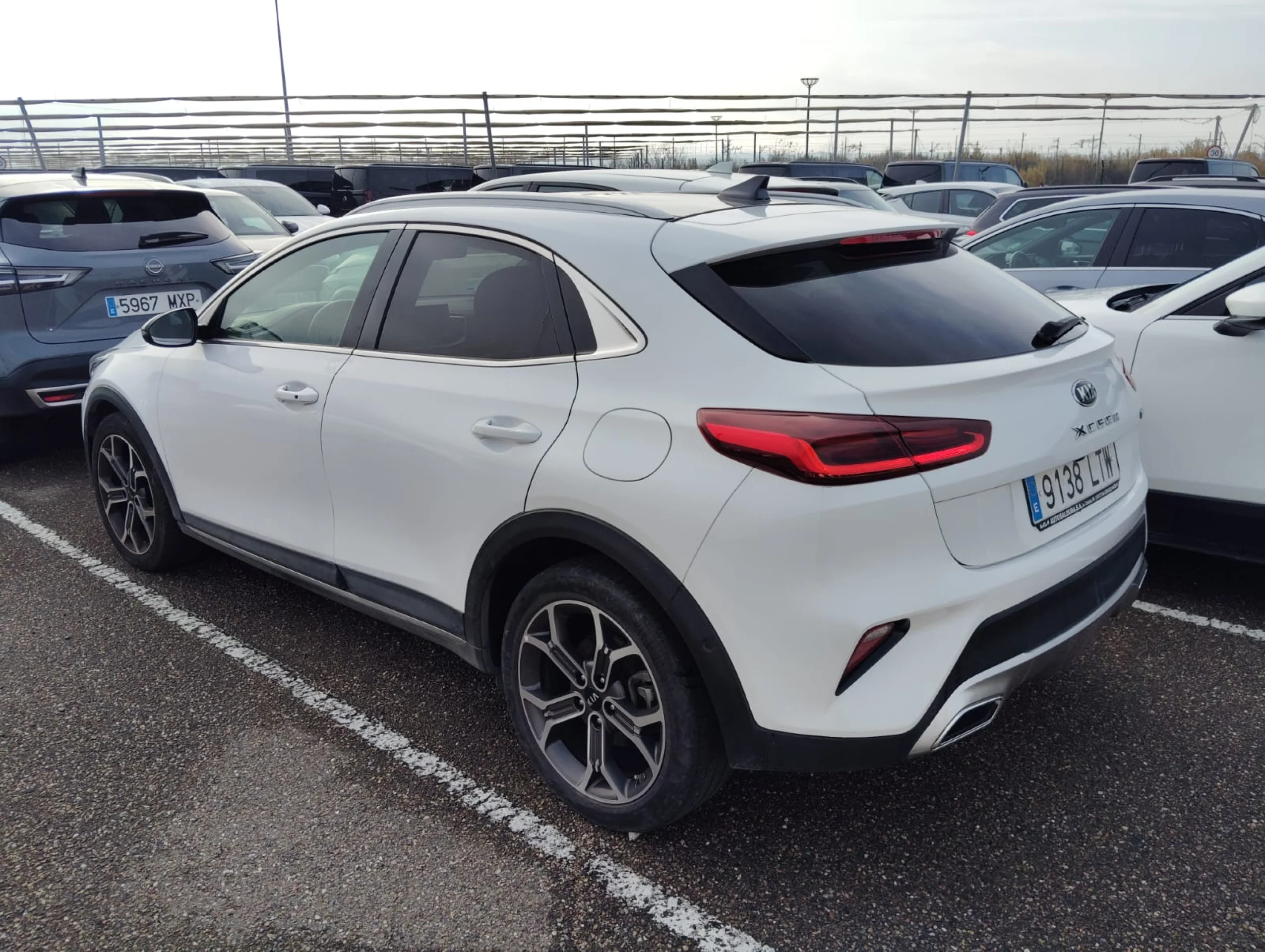 Kia XCeed 1.5 MHEV Emotion 118kW (160CV) DCT - Foto 6