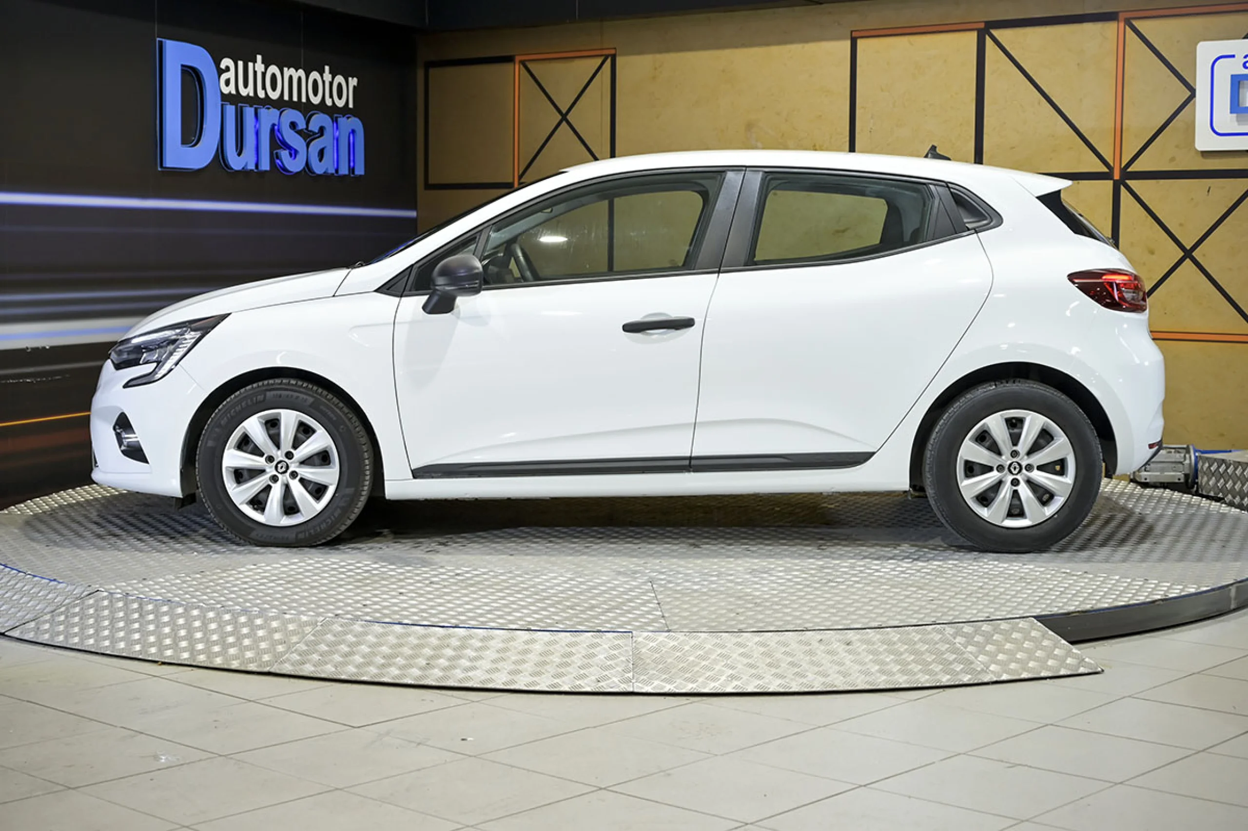 Renault Clio Business Blue dCi 63 kW 85CV - Foto 18