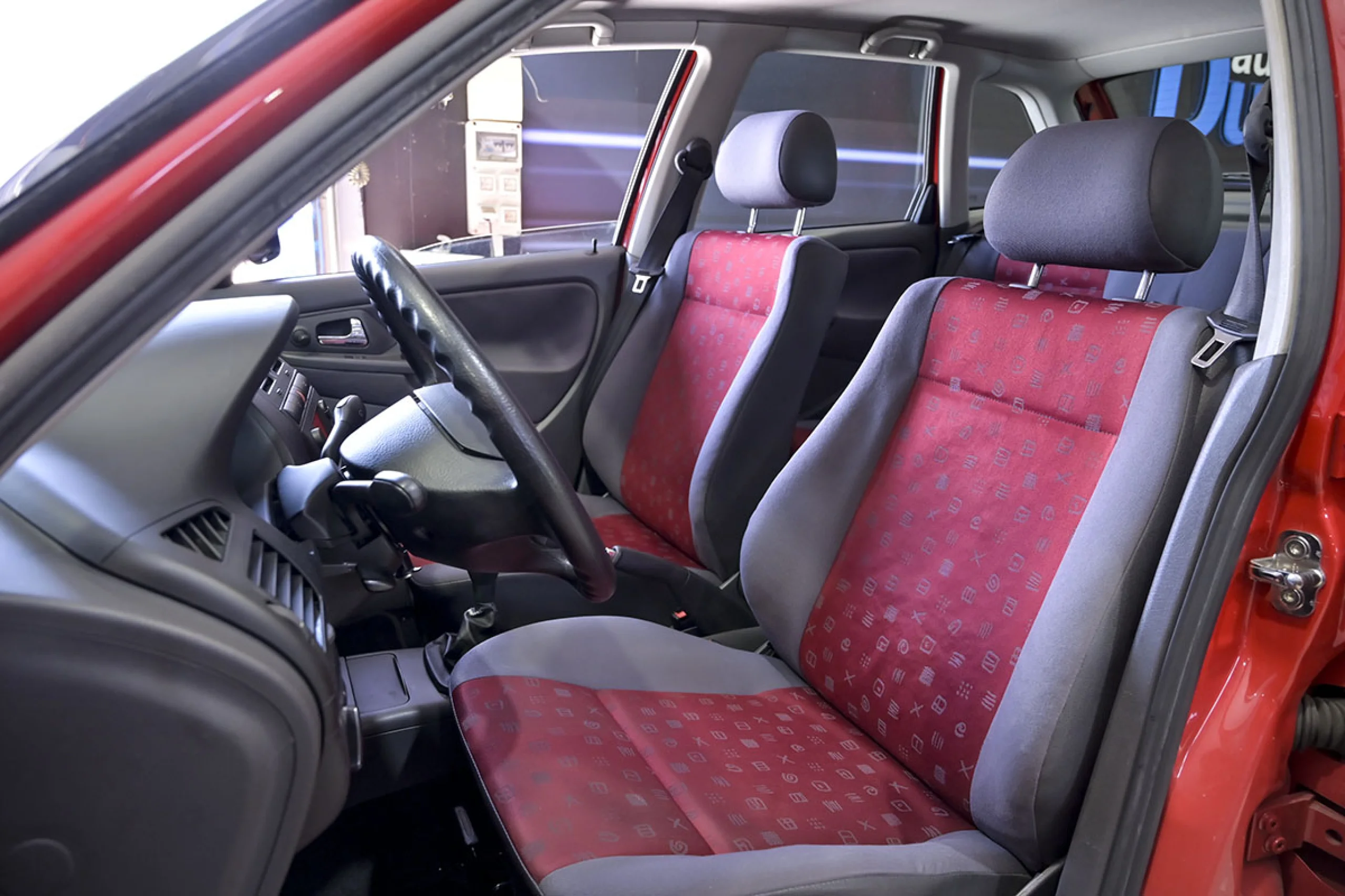 Seat Ibiza 1.6 STELLA 75CV - Foto 9