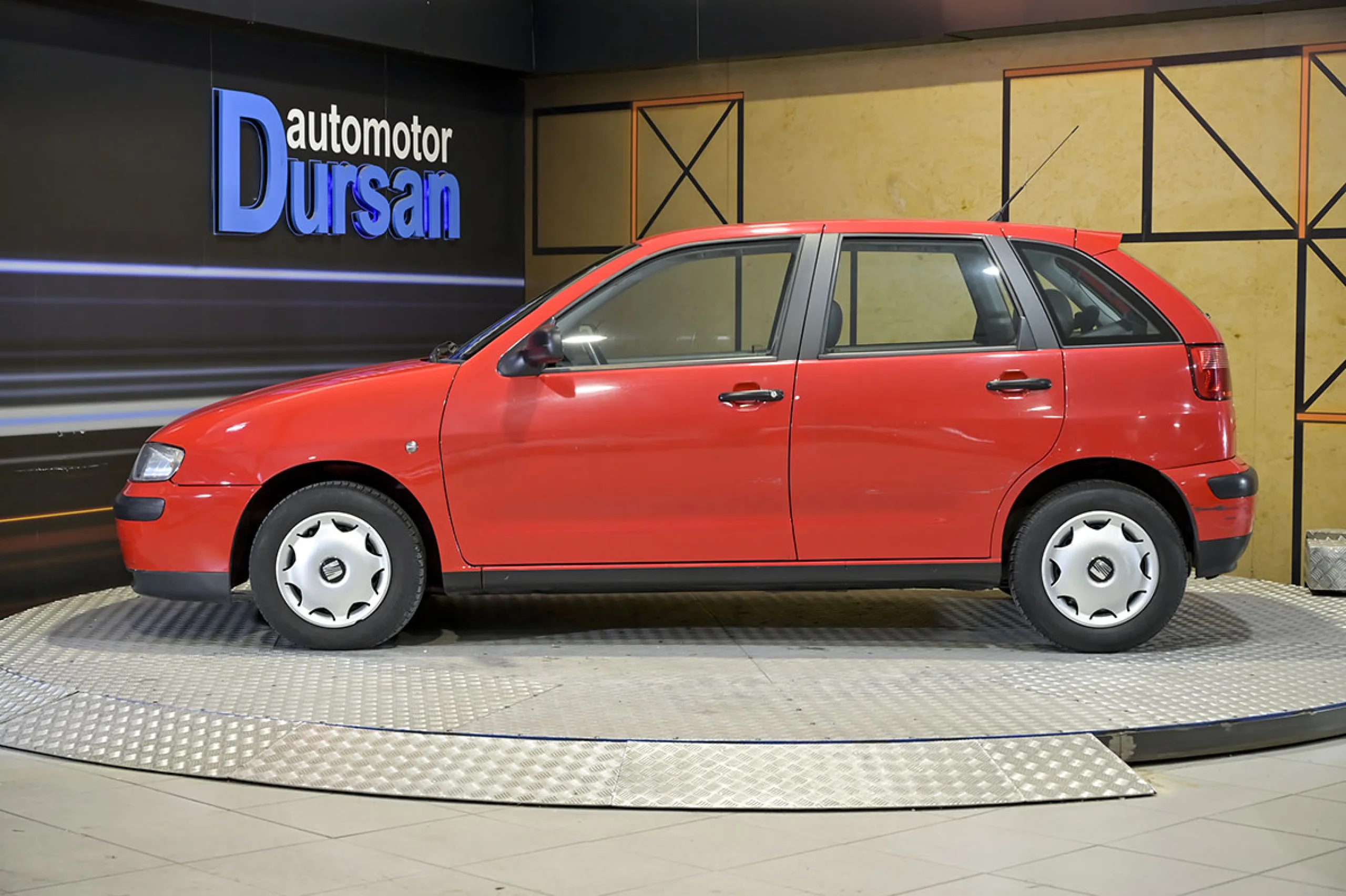 Seat Ibiza 1.6 STELLA 75CV - Foto 18