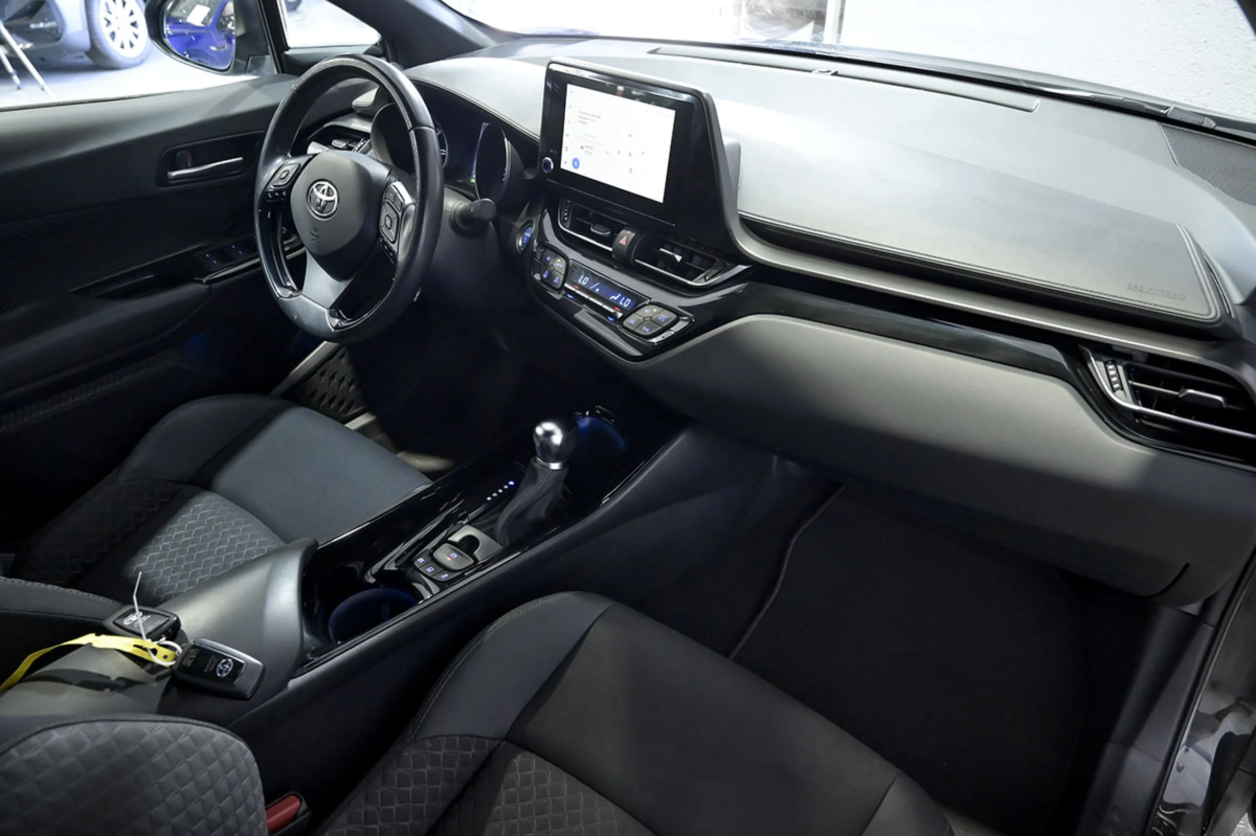 Toyota C-HR 1.8 125H Advance - Foto 12