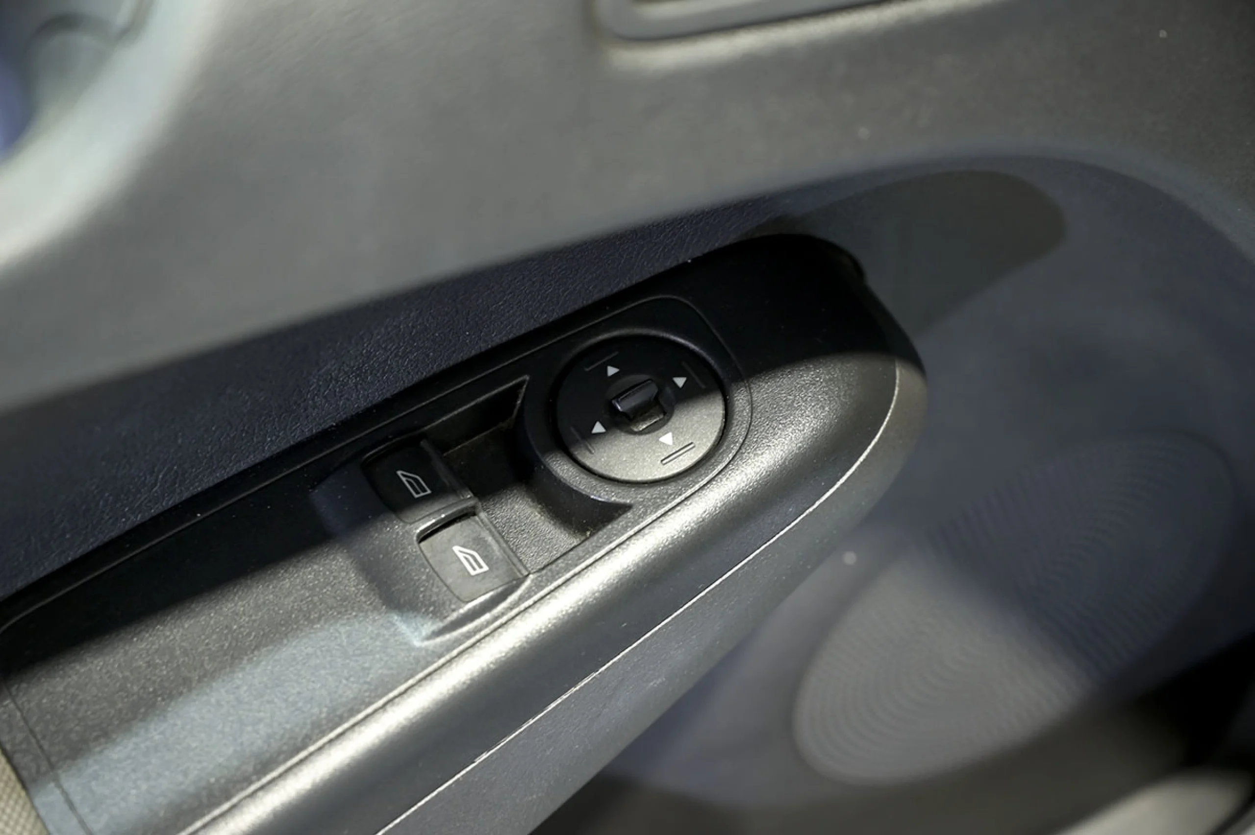 Ford Transit Courier Kombi 1.5 TDCi 56kW Trend - Foto 20