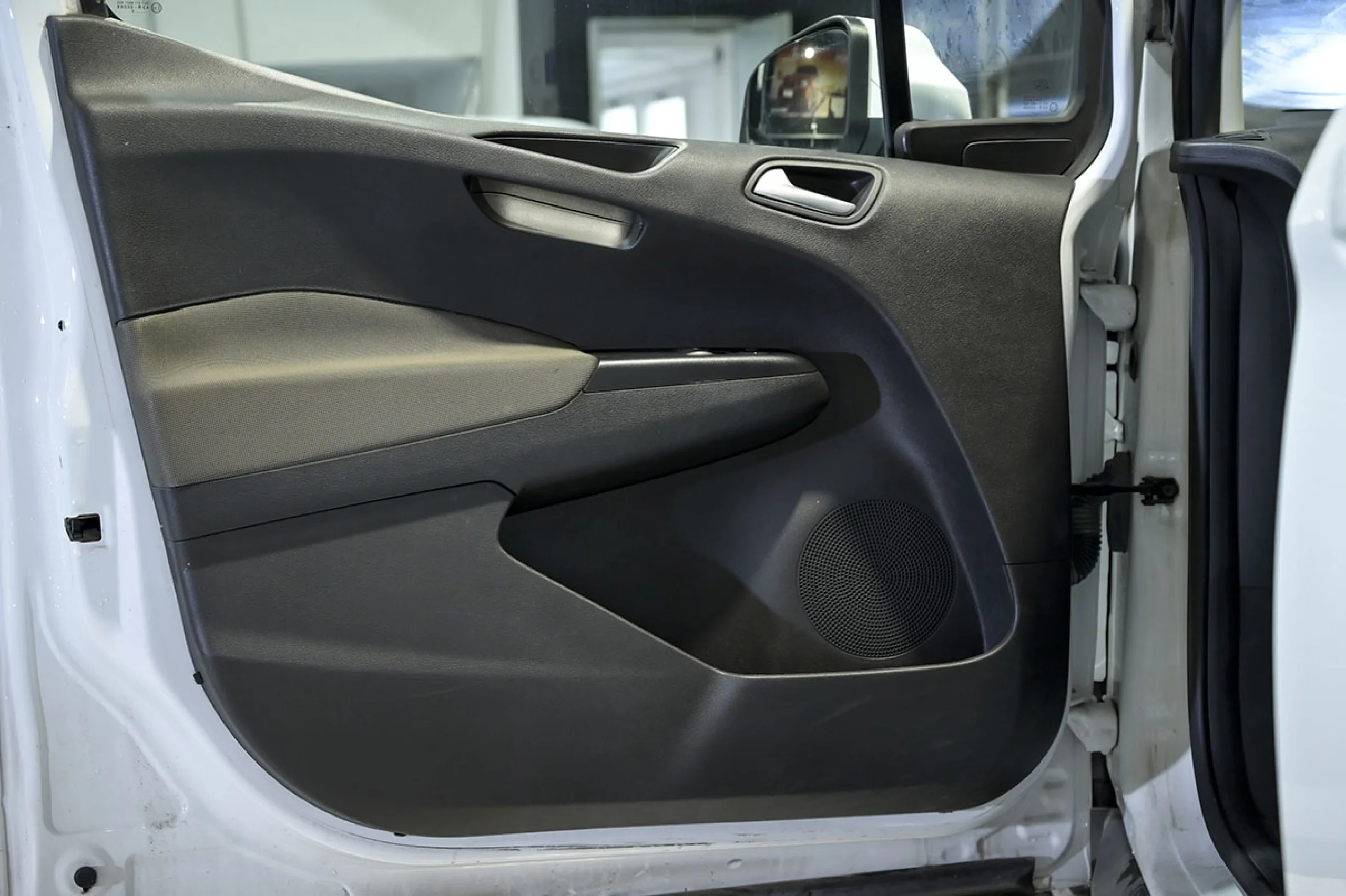 Ford Transit Courier Kombi 1.5 TDCi 56kW Trend - Foto 19