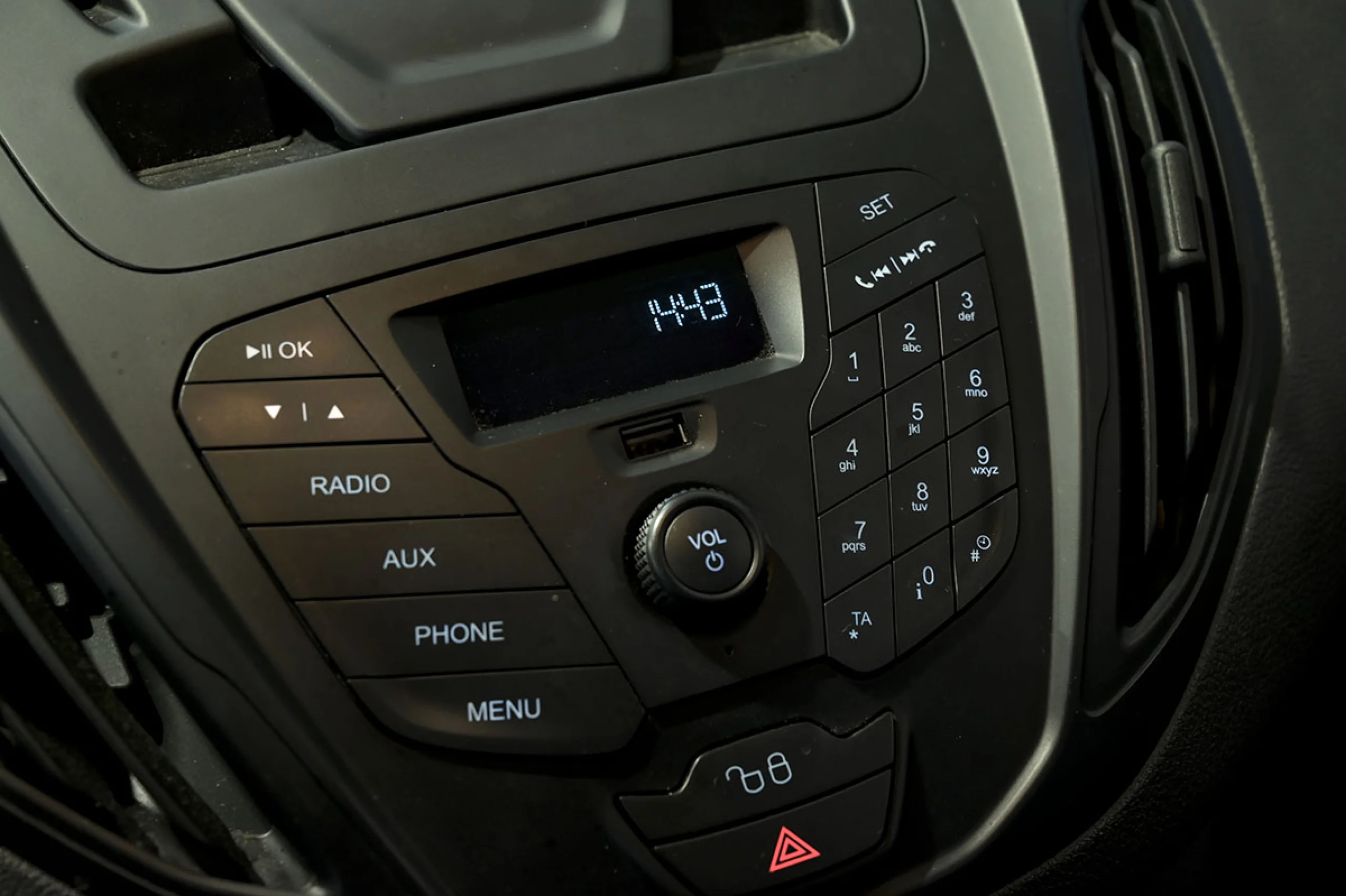 Ford Transit Courier Kombi 1.5 TDCi 56kW Trend - Foto 10