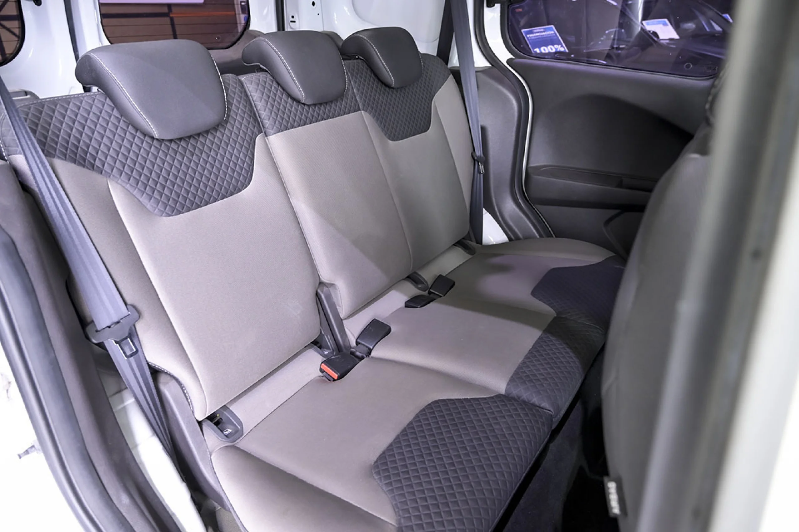 Ford Transit Courier Kombi 1.5 TDCi 56kW Trend - Foto 15