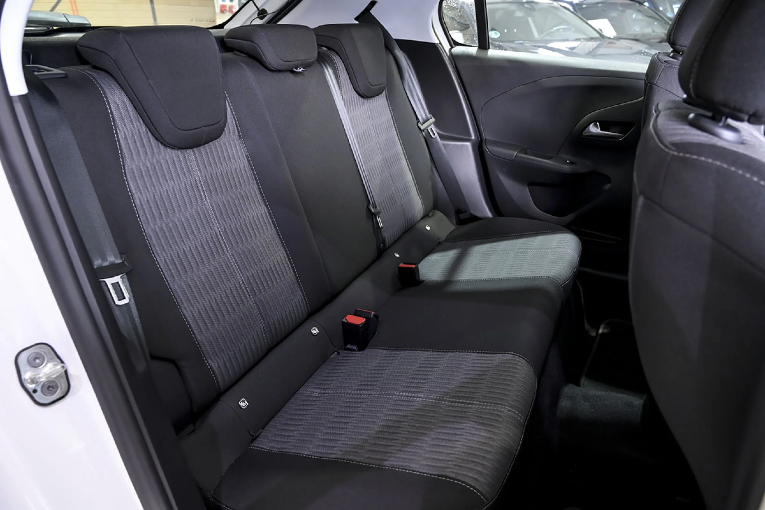 Opel Corsa 1.2T XHL 74kW 100CV Edition - Foto 18