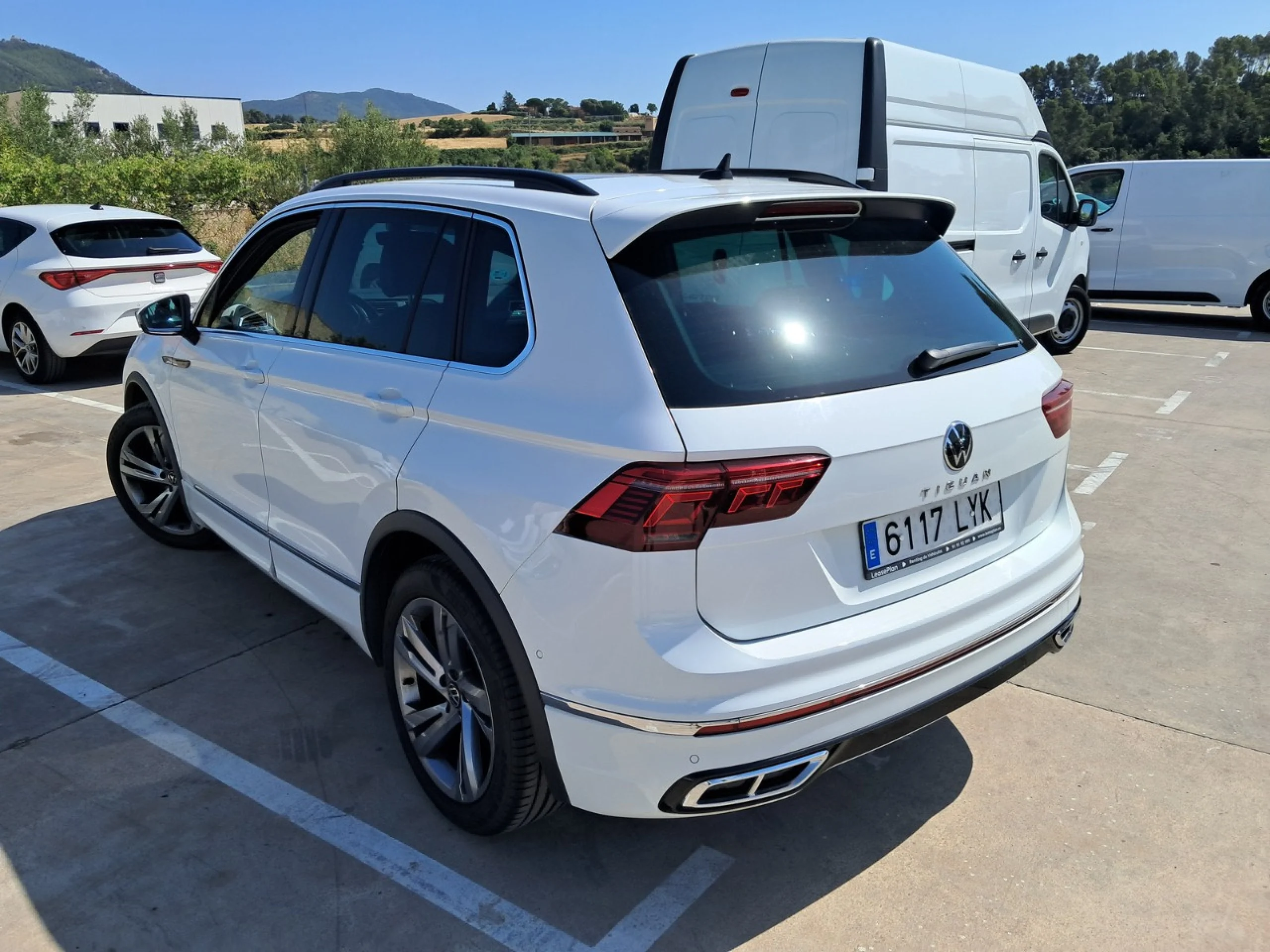 Volkswagen Tiguan R-Line 2.0 TDI 110kW (150CV) DSG - Foto 6