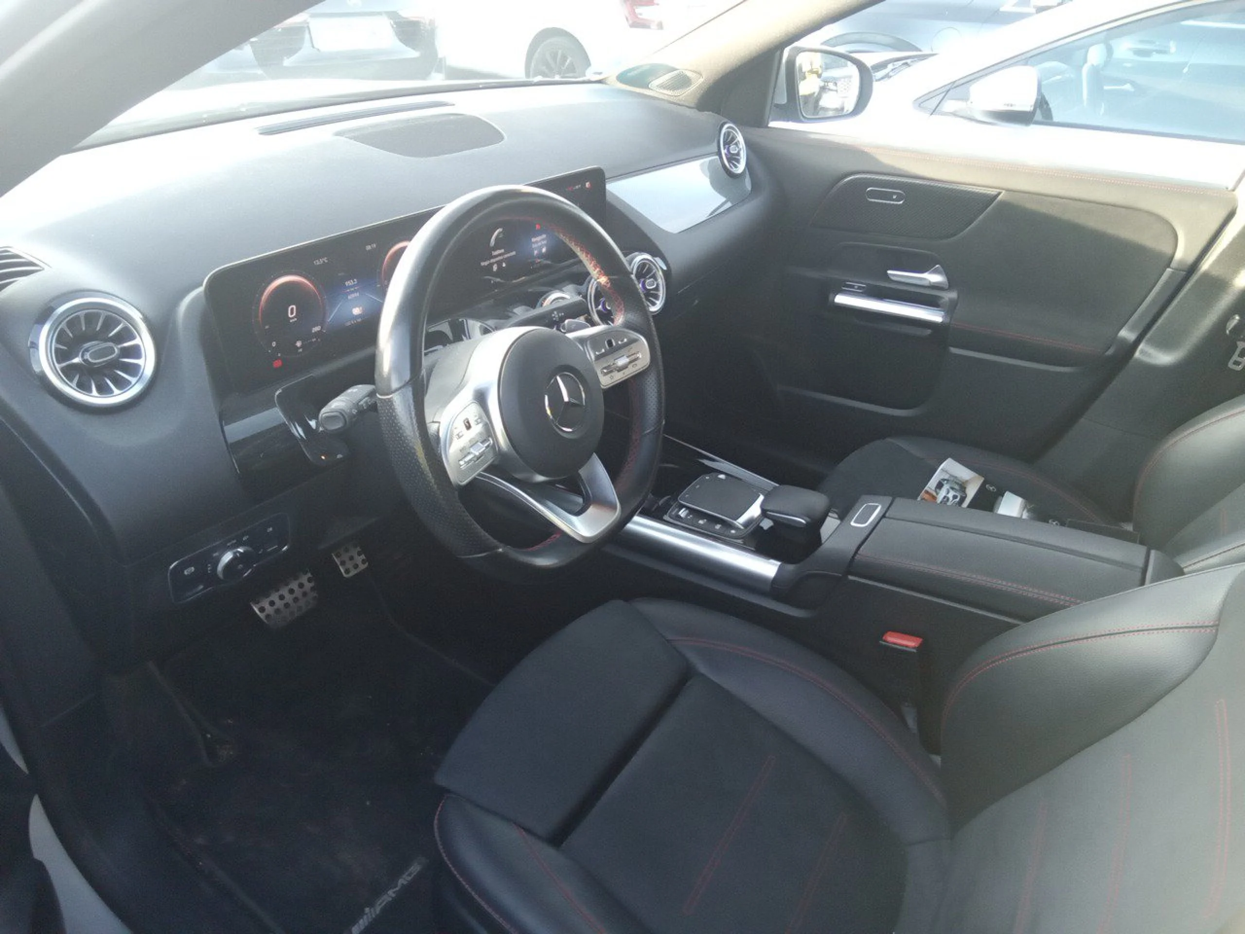 Mercedes-Benz GLA 250 MERCEDES GLA  250 e - Foto 7