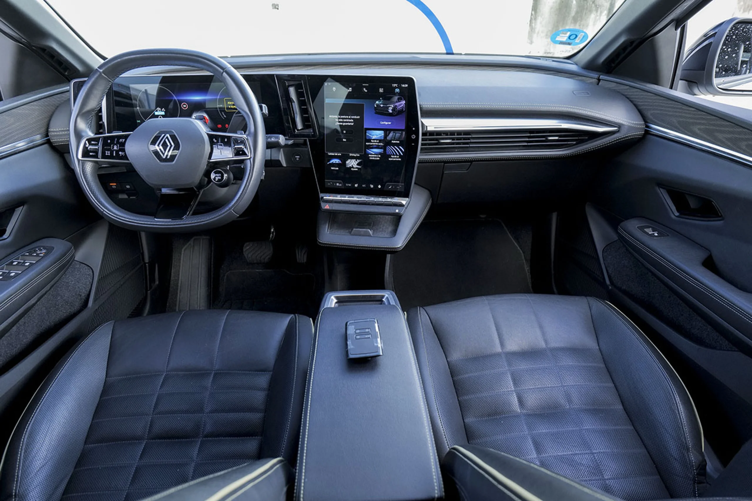 Renault Megane E-Tech iconic EV60 160kW 220CV optimum ch. - Foto 7