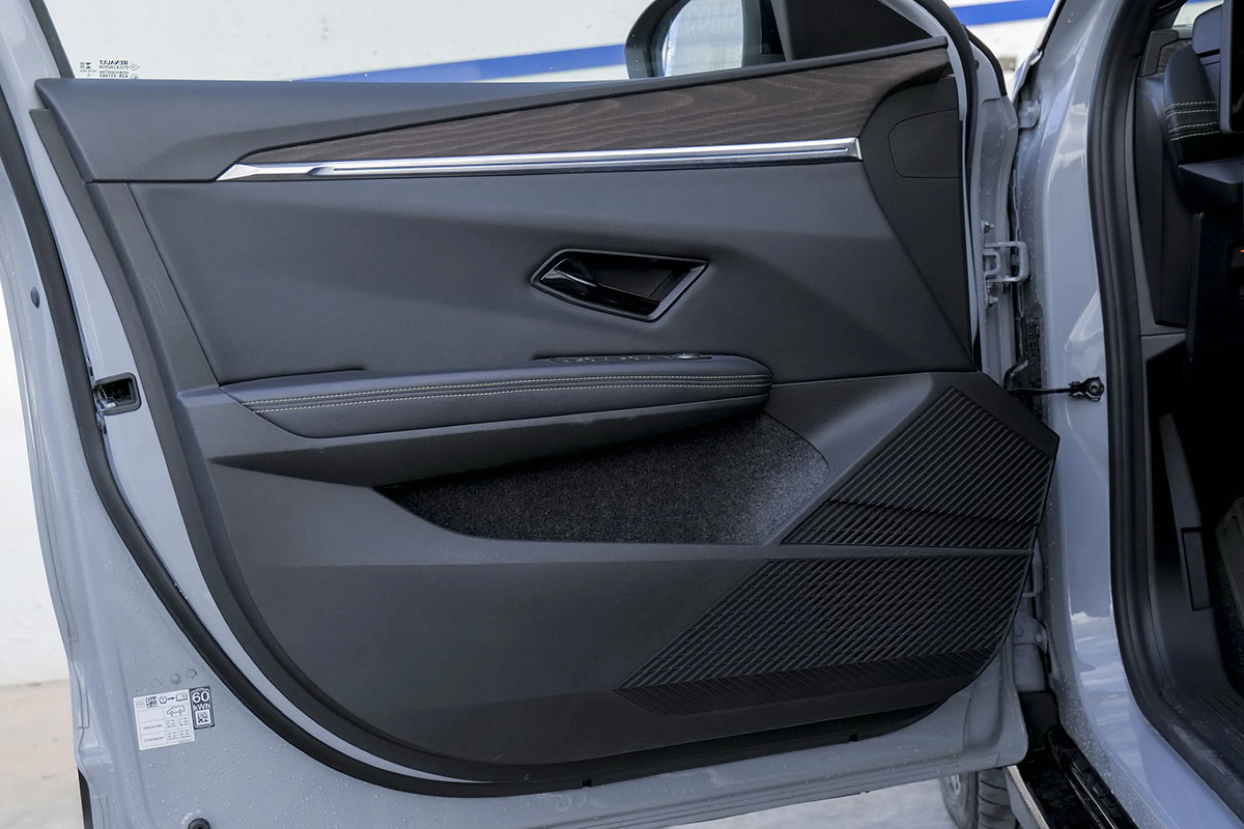Renault Megane E-Tech iconic EV60 160kW 220CV optimum ch. - Foto 19