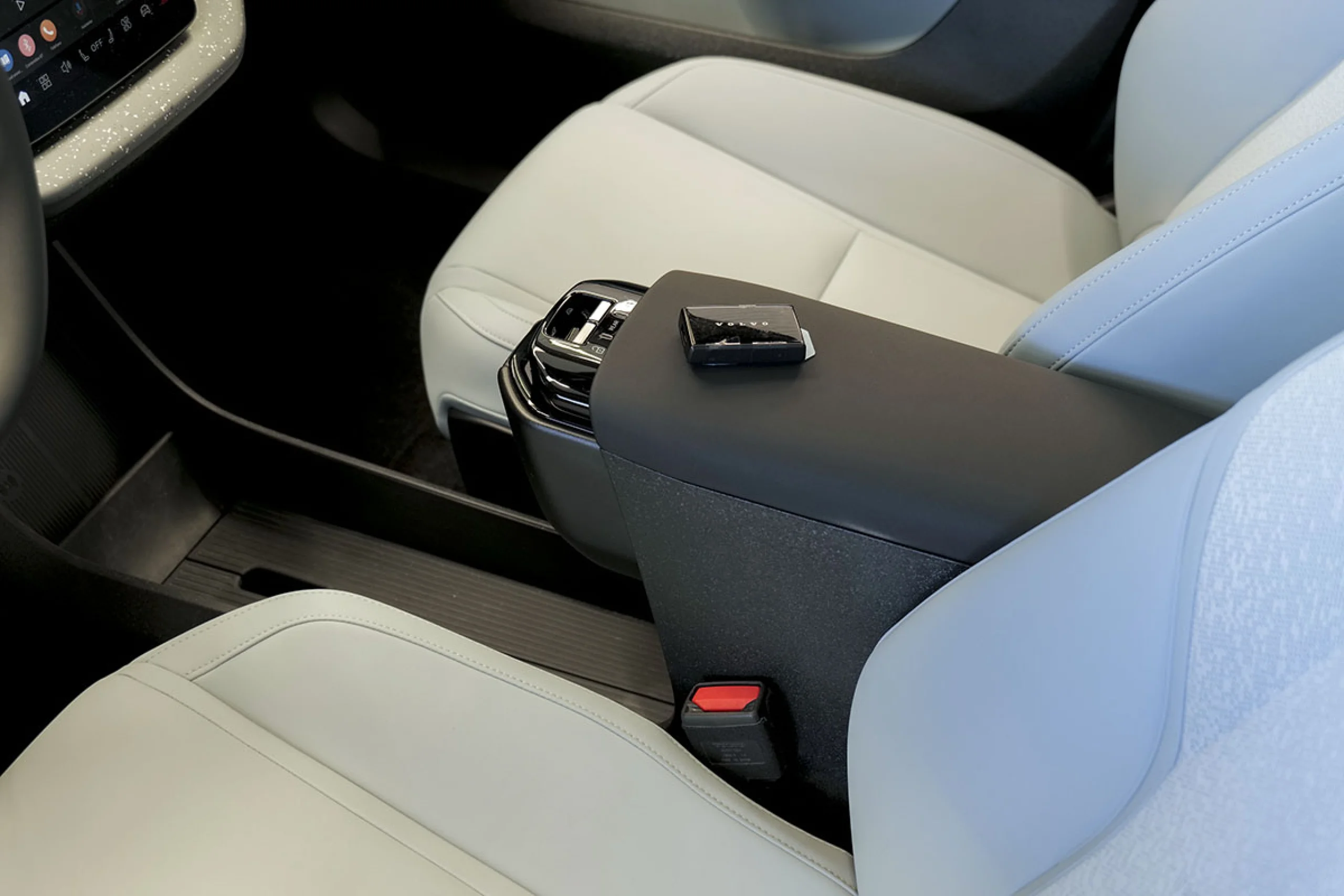 Volvo EX30 Twin Motor AWD Ultra Auto - Foto 28