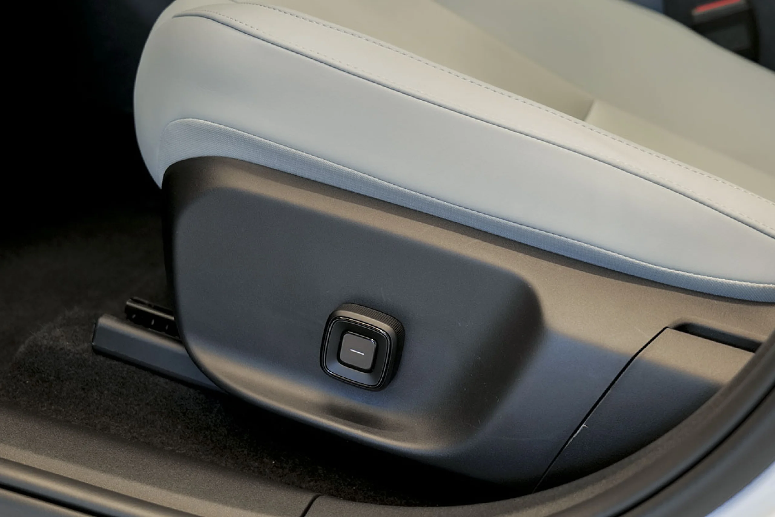 Volvo EX30 Twin Motor AWD Ultra Auto - Foto 23