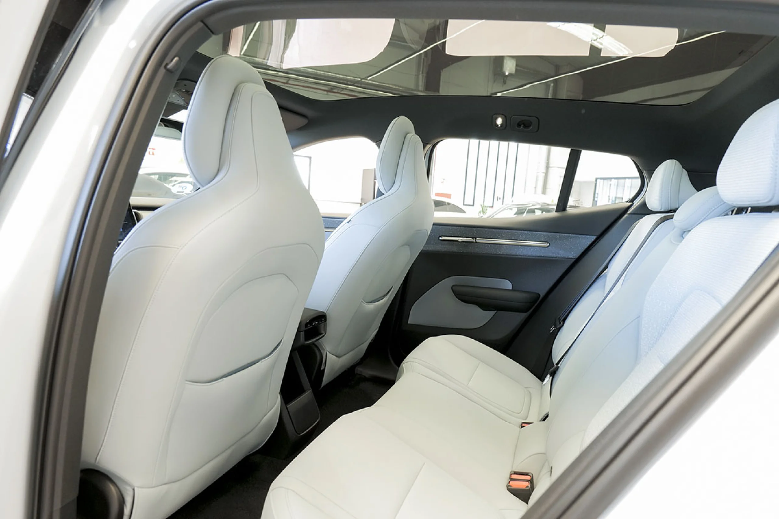 Volvo EX30 Twin Motor AWD Ultra Auto - Foto 14